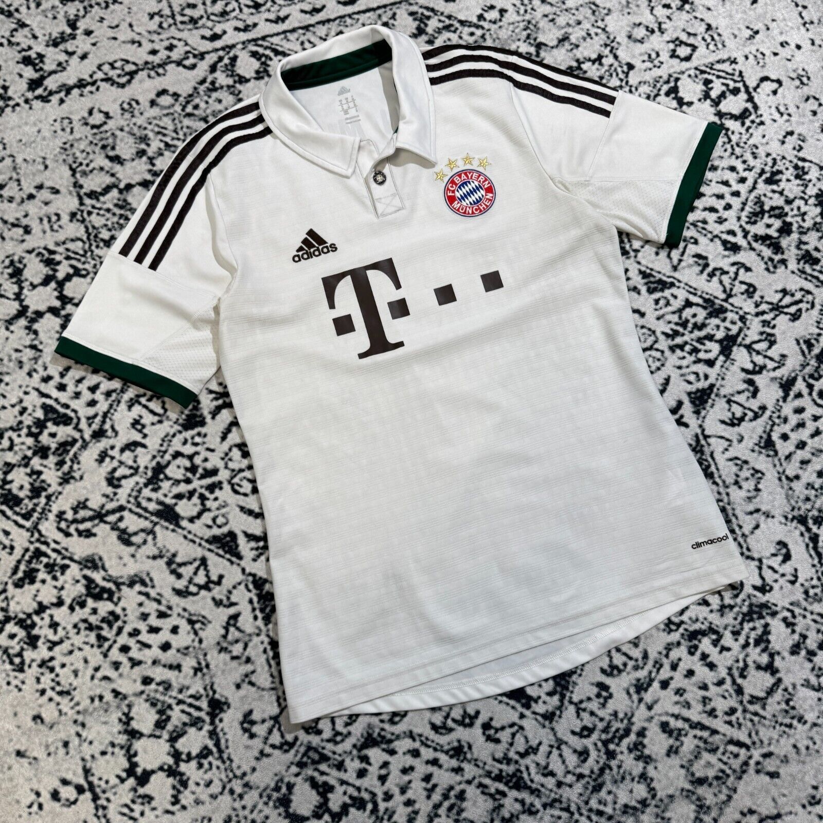 Adidas × Vintage Adidas White Polyester Jersey T-Shirt Size M Bayern Munchen Size US M / EU 48-50 / 2 - 5 Thumbnail
