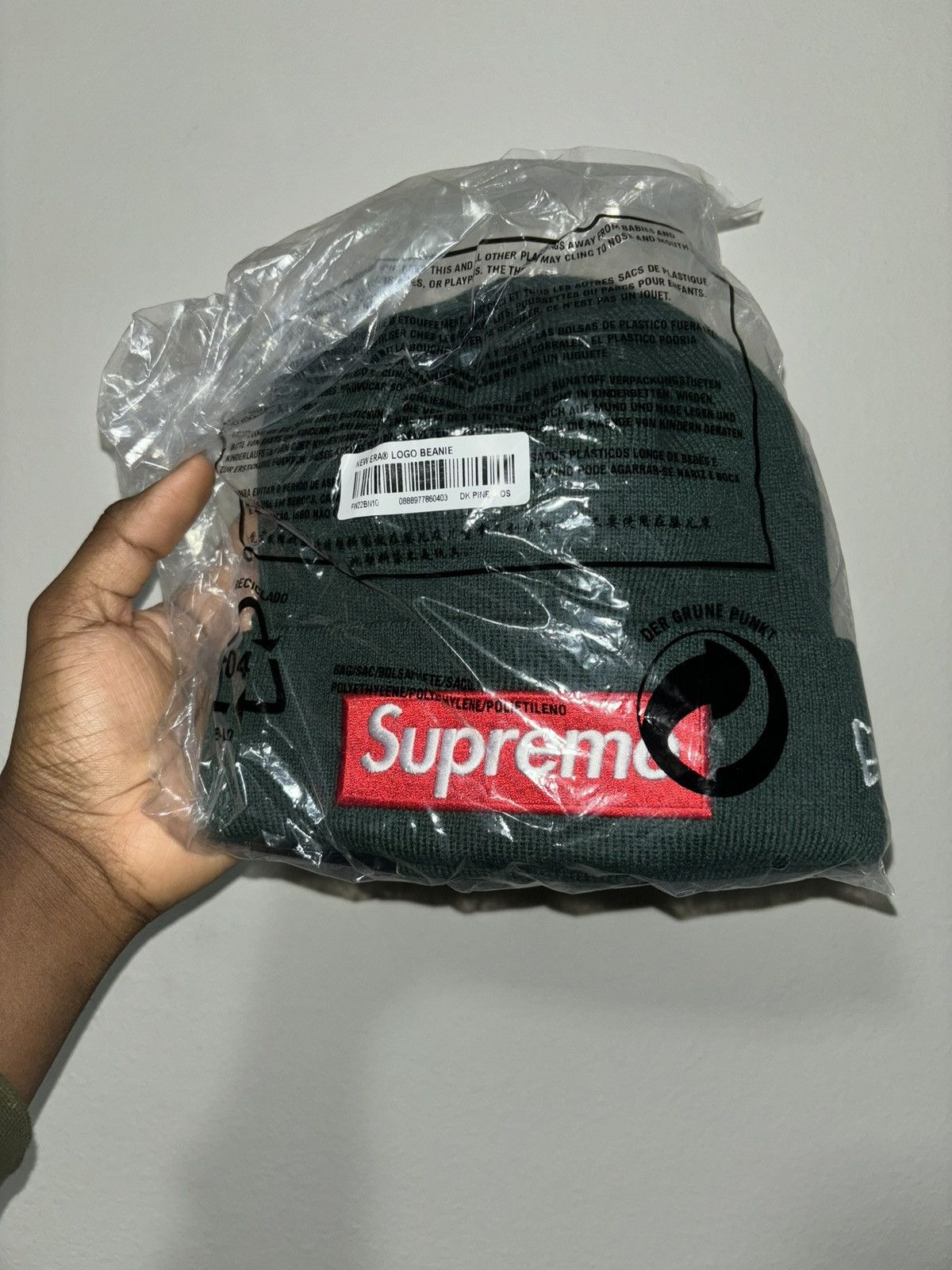 New Era × Supreme *New* Supreme x New Era Box Logo Beanie FW22 Dark Pine Size ONE SIZE - 3 Thumbnail