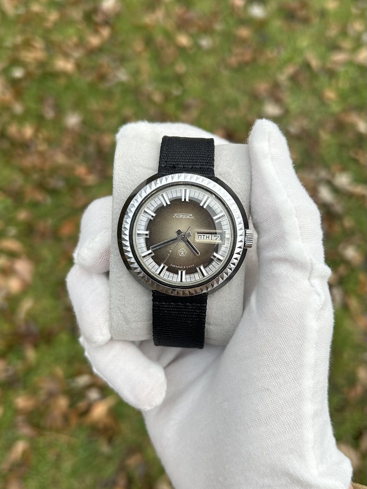 Vintage Vintage Raketa Watch Made In USSR Soviet Mechanical 1980s Size ONE SIZE - 10 Thumbnail