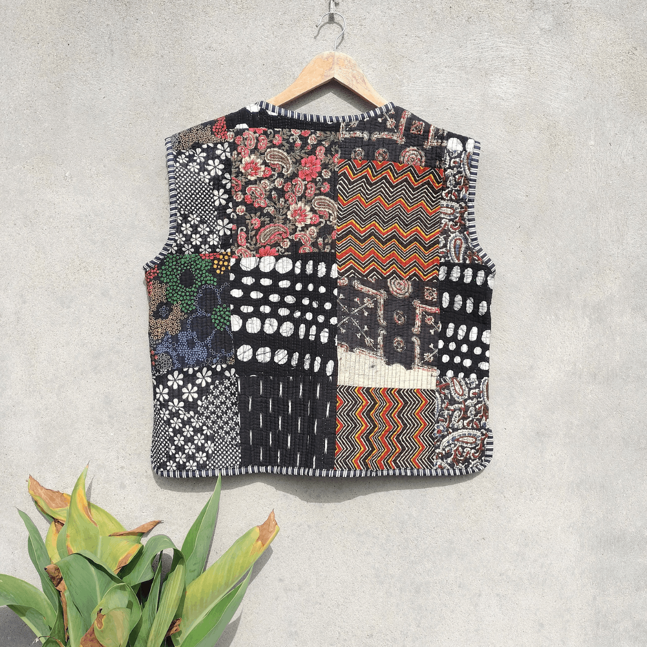 Vintage Handmade Indian Patchwork Quilted Jacket Size L / US 10 / IT 46 - 3 Thumbnail