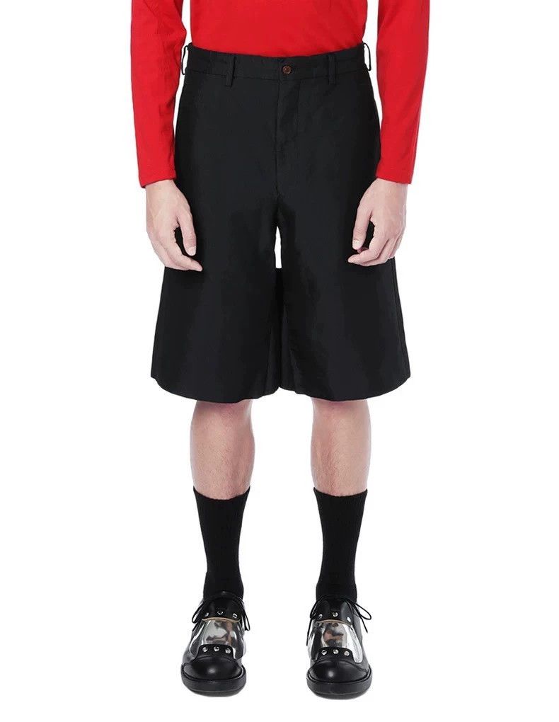 Comme Des Garcons size M short pants