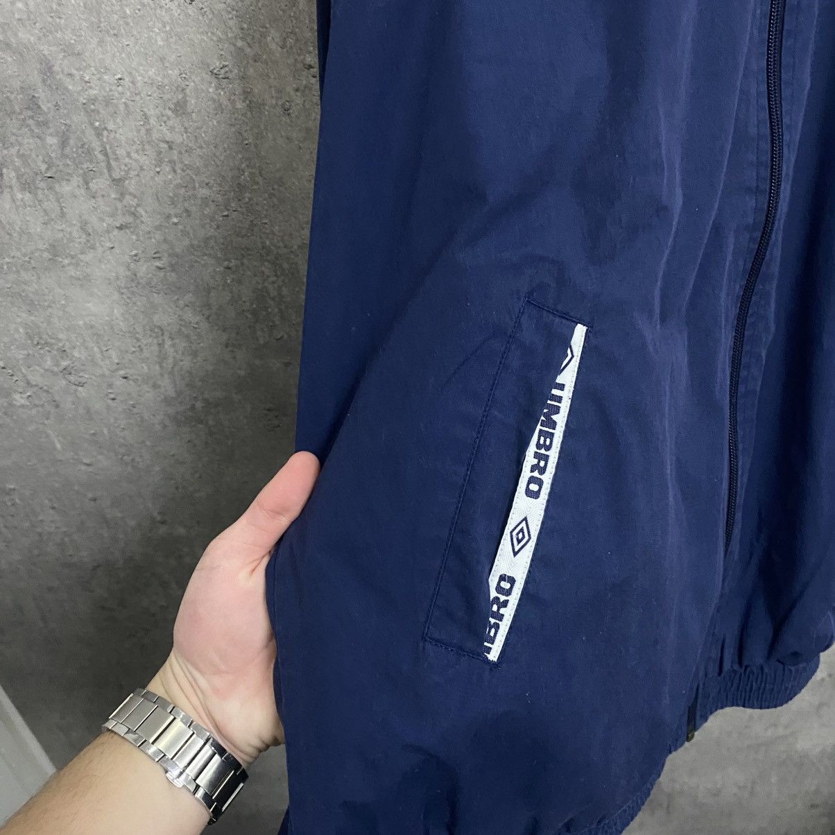 Umbro Vintage Umbro 90s Track Jacket Embroidered Logo Y2K Size US L / EU 52-54 / 3 - 7 Thumbnail