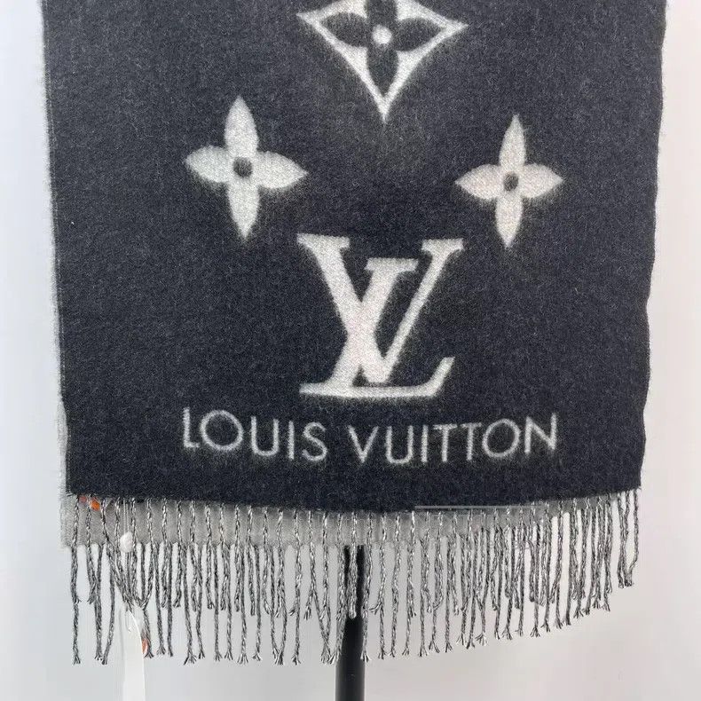 Louis Vuitton Louis Vuitton Black and grey full-printed cashmere double- Size ONE SIZE - 6 Thumbnail