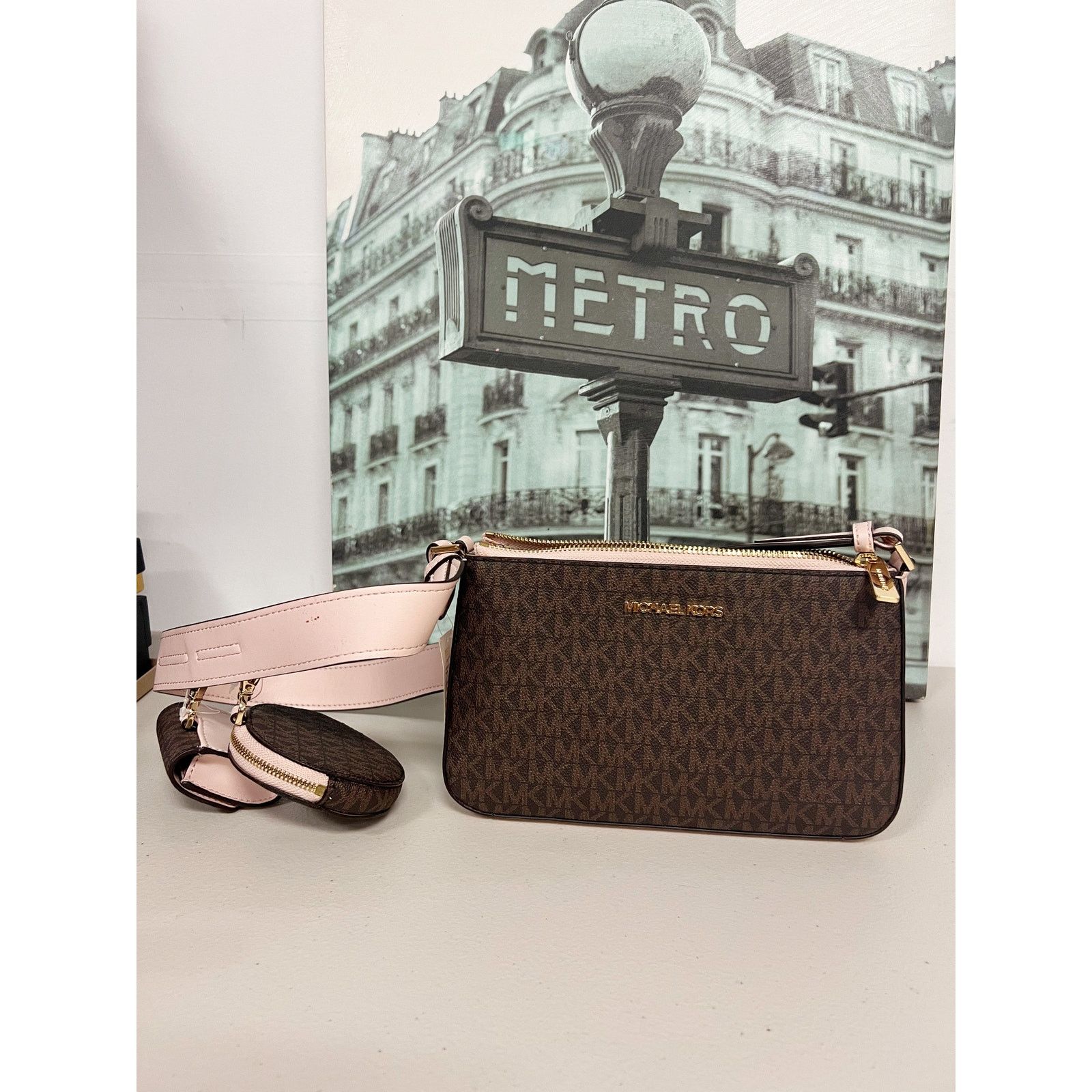 Michael Kors Michael Kors 35S1GTVC3B Jet Set Travel Small Logo Shoulder Size ONE SIZE - 1 Thumbnail