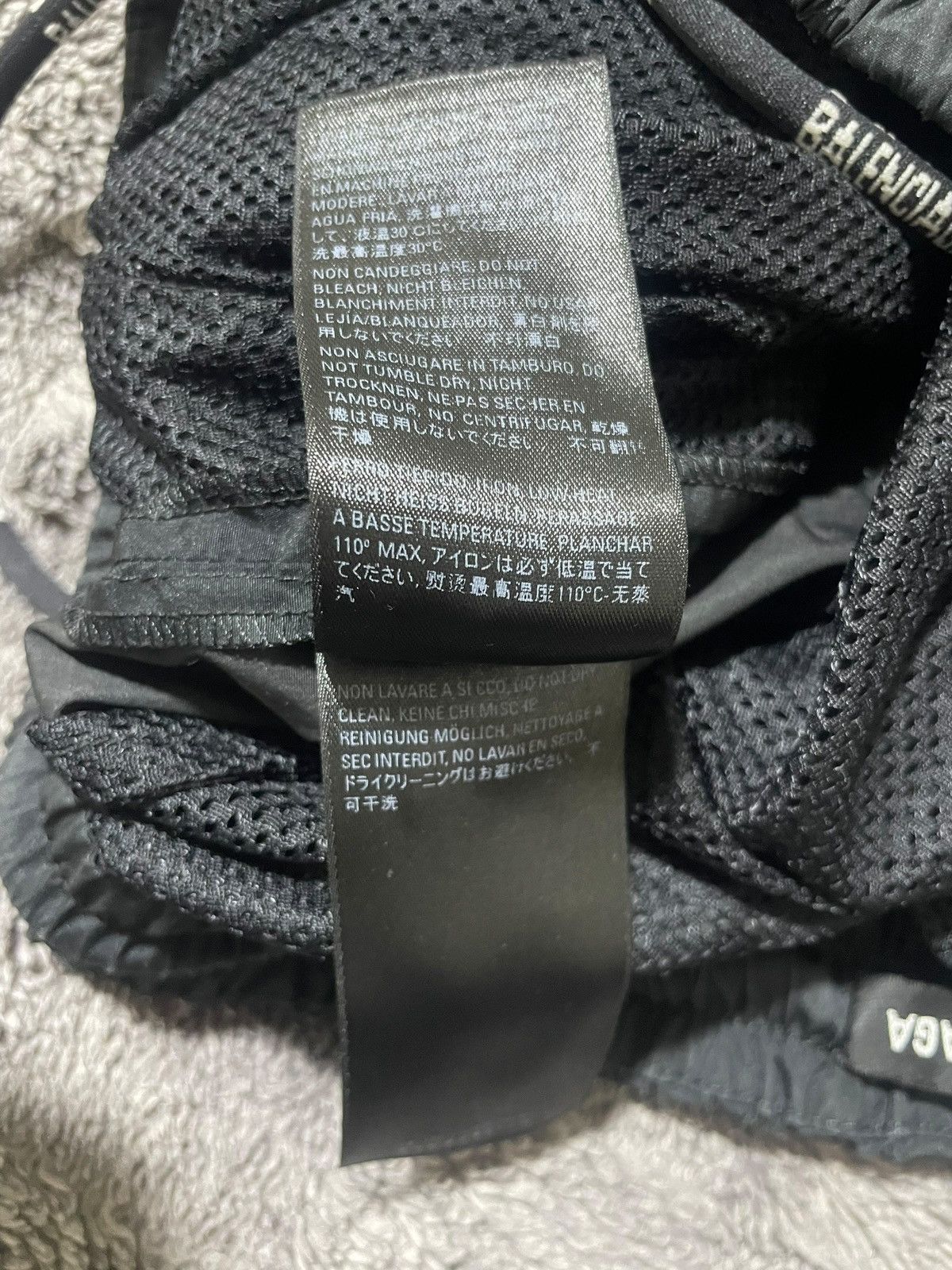 Balenciaga Balenciaga Technical Baggy Cargo Pants Size US 28 / EU 44 - 5 Thumbnail