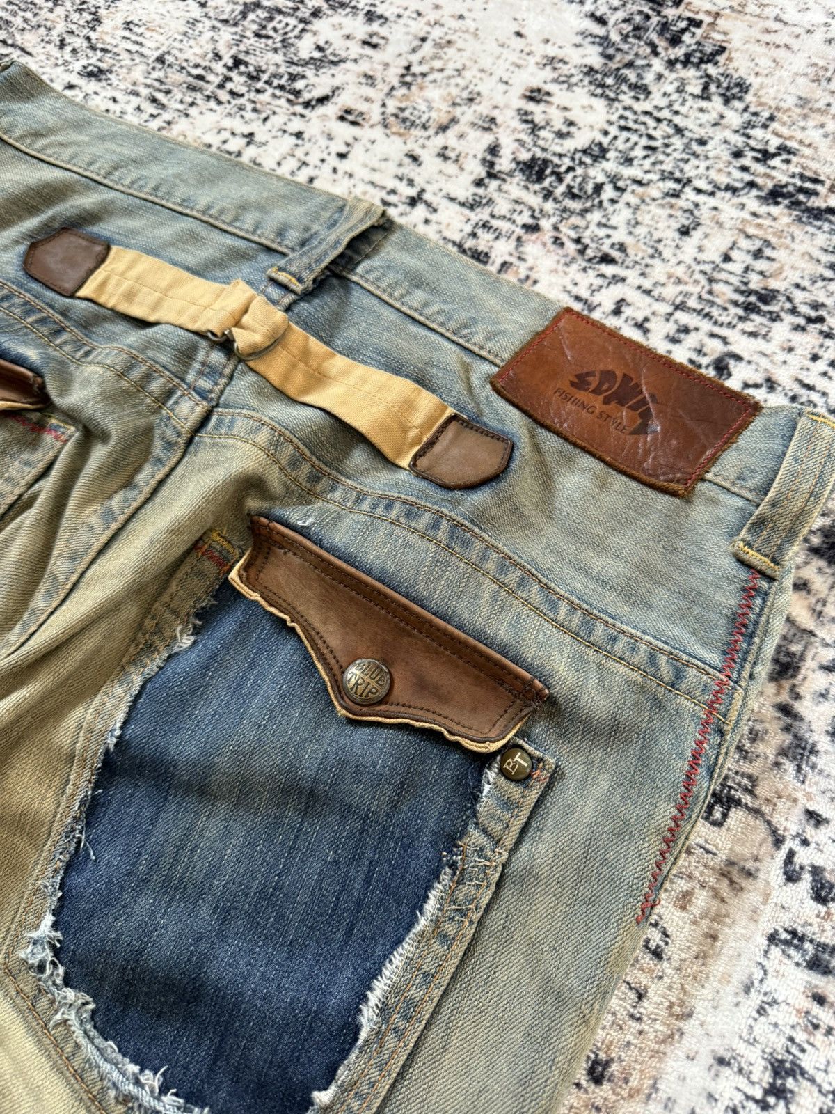 Le Grande Bleu (L.G.B.) Edwin Tokyo Mud Wash Distressed Flared Jeans Size US 36 / EU 52 - 18 Thumbnail