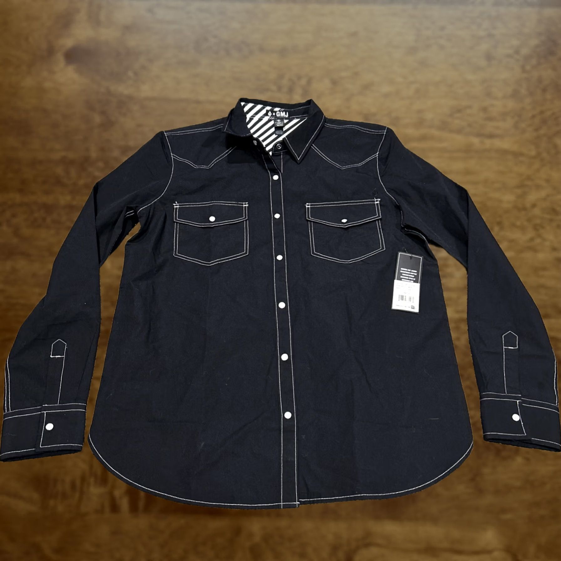 Volcom VINTAGE Volcom GMJ Georgia May Jagger BLACK Long Sleeve Button Snap Shirt Women's XS Size XS / US 0-2 / IT 36-38 - 1 Thumbnail