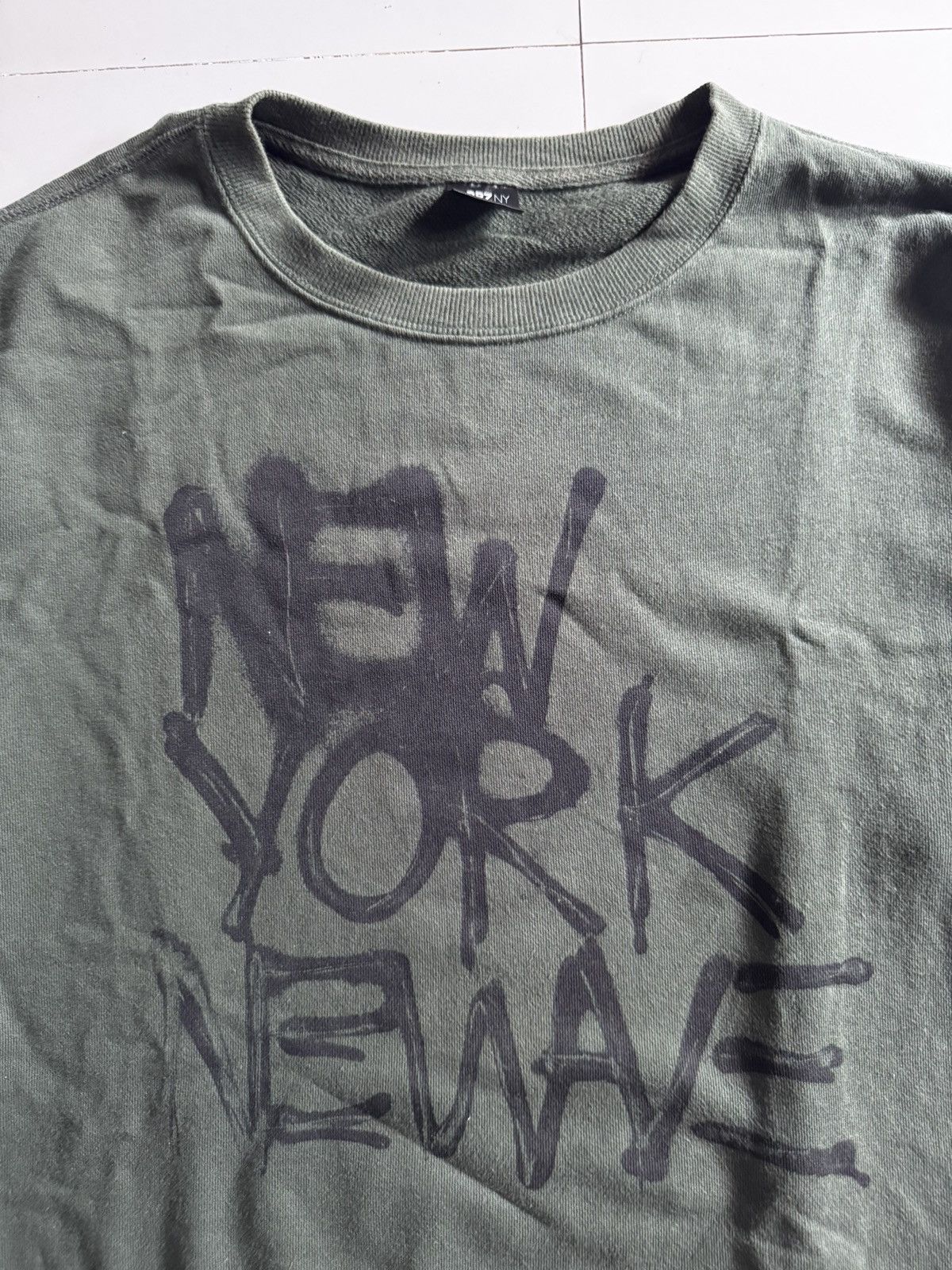 Uniqlo Uniqlo x JEAN MICHEL BASQUAT Size US XL / EU 56 / 4 - 5 Thumbnail