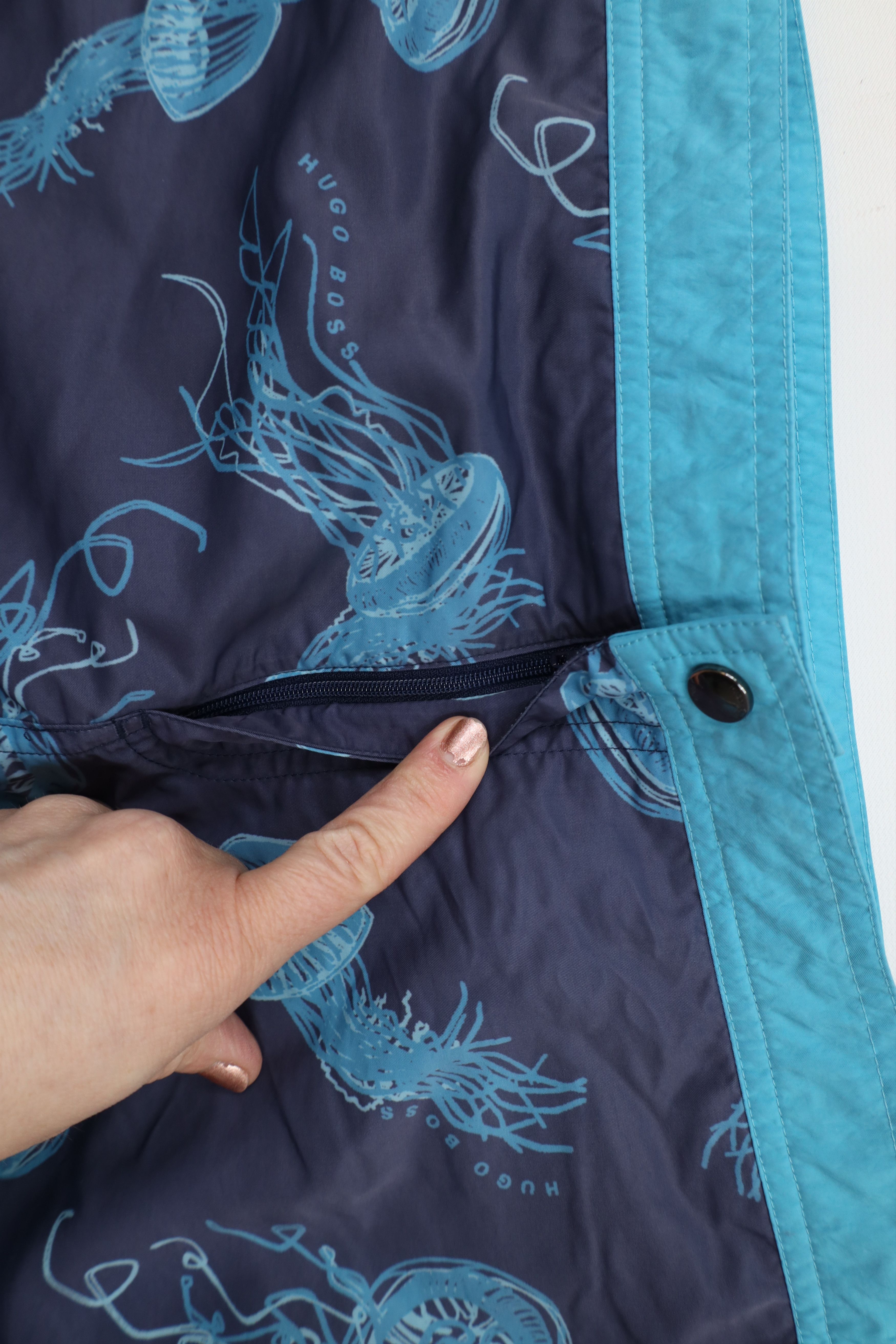Hugo Boss × Vintage Hugo Boss All Over Print Above Knee Lined Swim Trunks Shorts Size US 36 / EU 52 - 6 Thumbnail