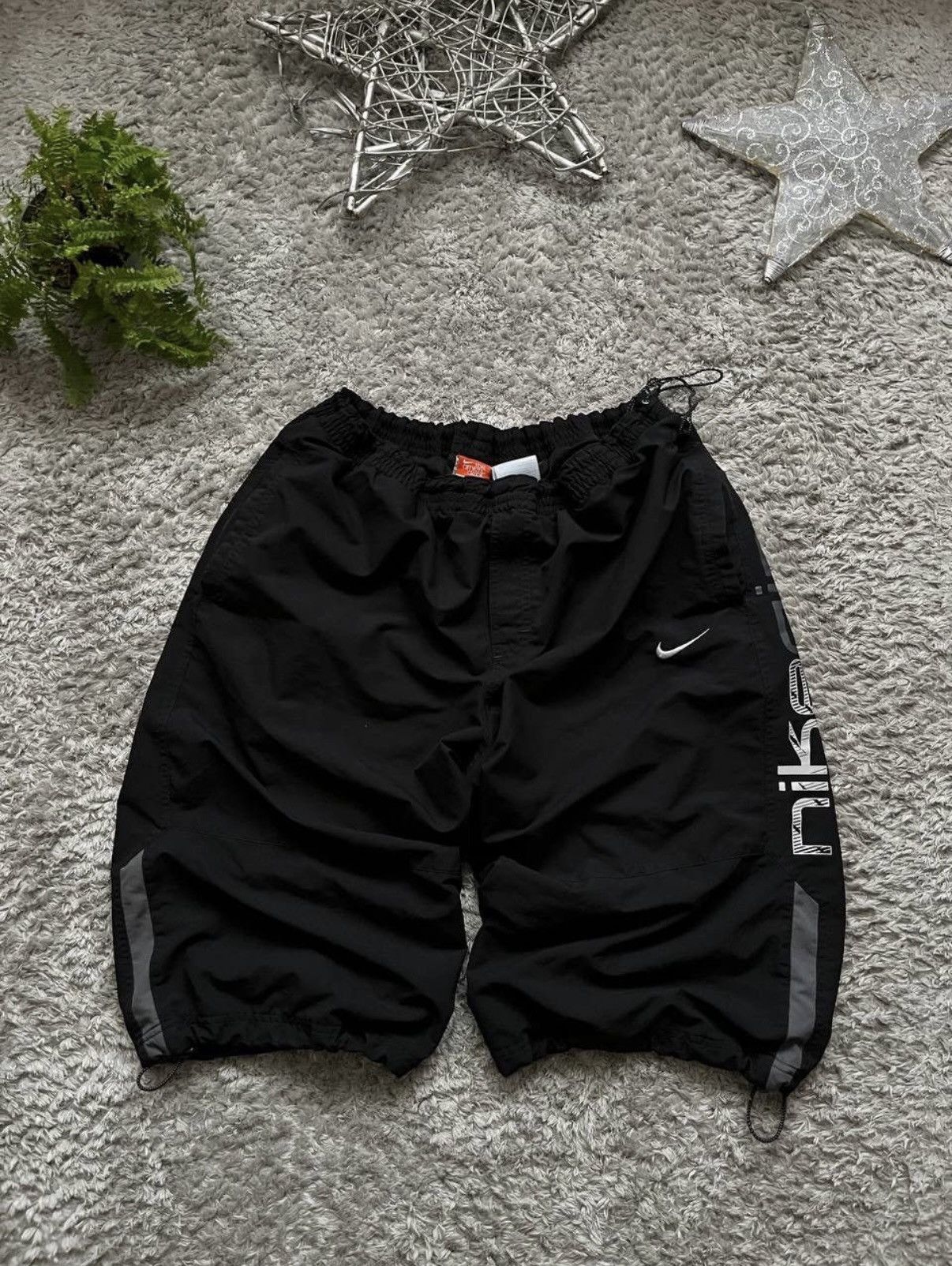 Nike 00s Nike Big Logo Short Rare Swoosh Drill Streetwear Nylon Size US 34 / EU 50 - 2 Thumbnail