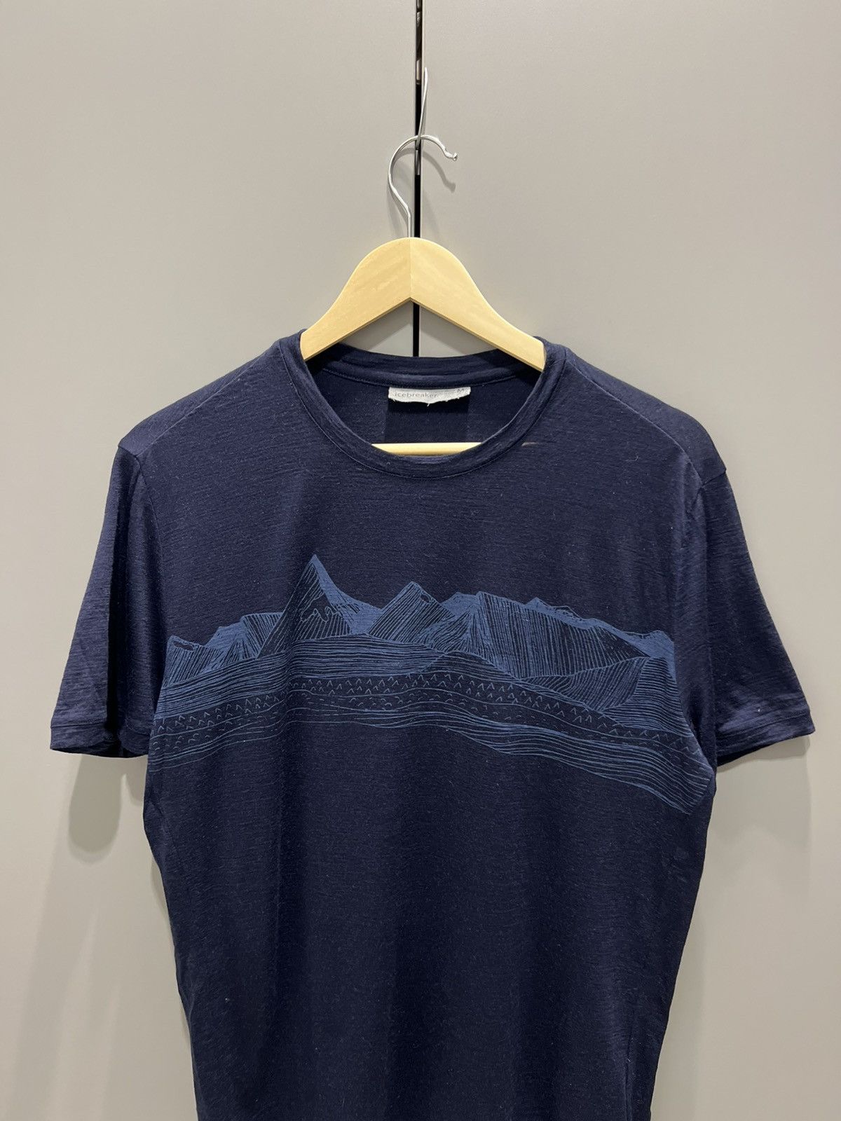 Icebreaker Men’s ICEBREAKER T-Shirt Size M Size US M / EU 48-50 / 2 - 7 Thumbnail