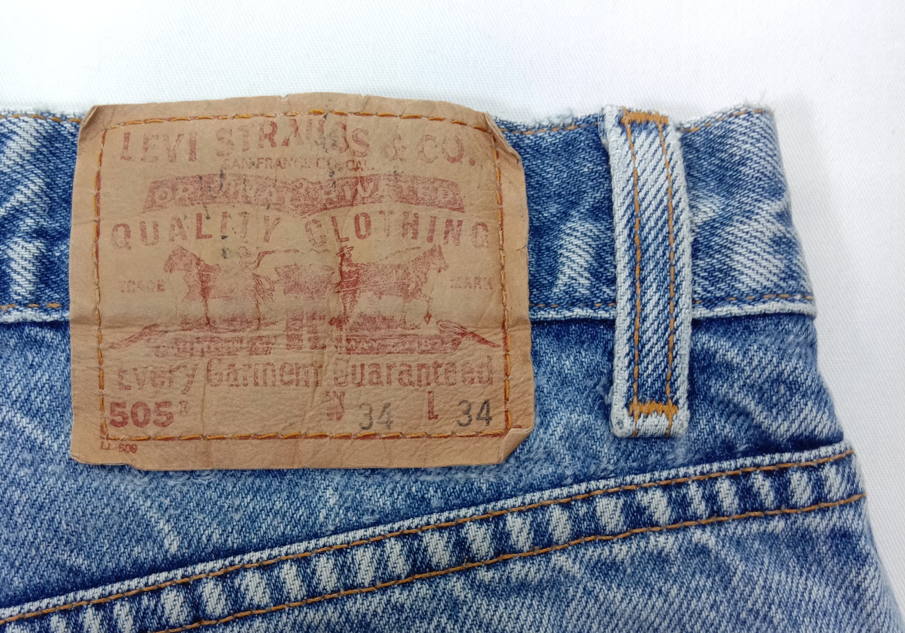 Levi's Vintage Levi's 505 Jeans Blue Washed Regular Fit Denim Size US 32 / EU 48 - 16 Thumbnail