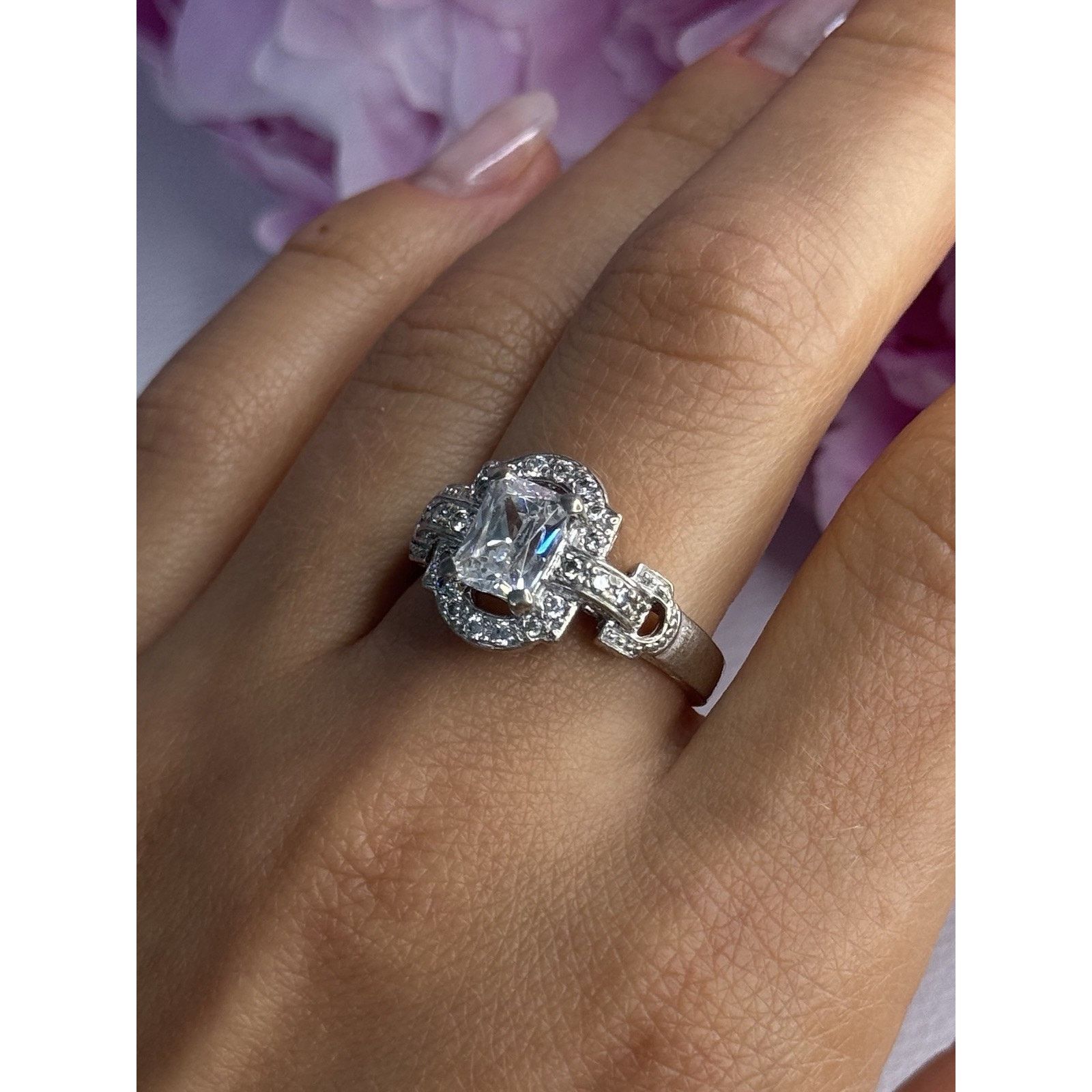 Jewelry BEAUTIFUL 925 STERLING SILVER CZ RING SIZE 10 Size ONE SIZE - 7 Thumbnail