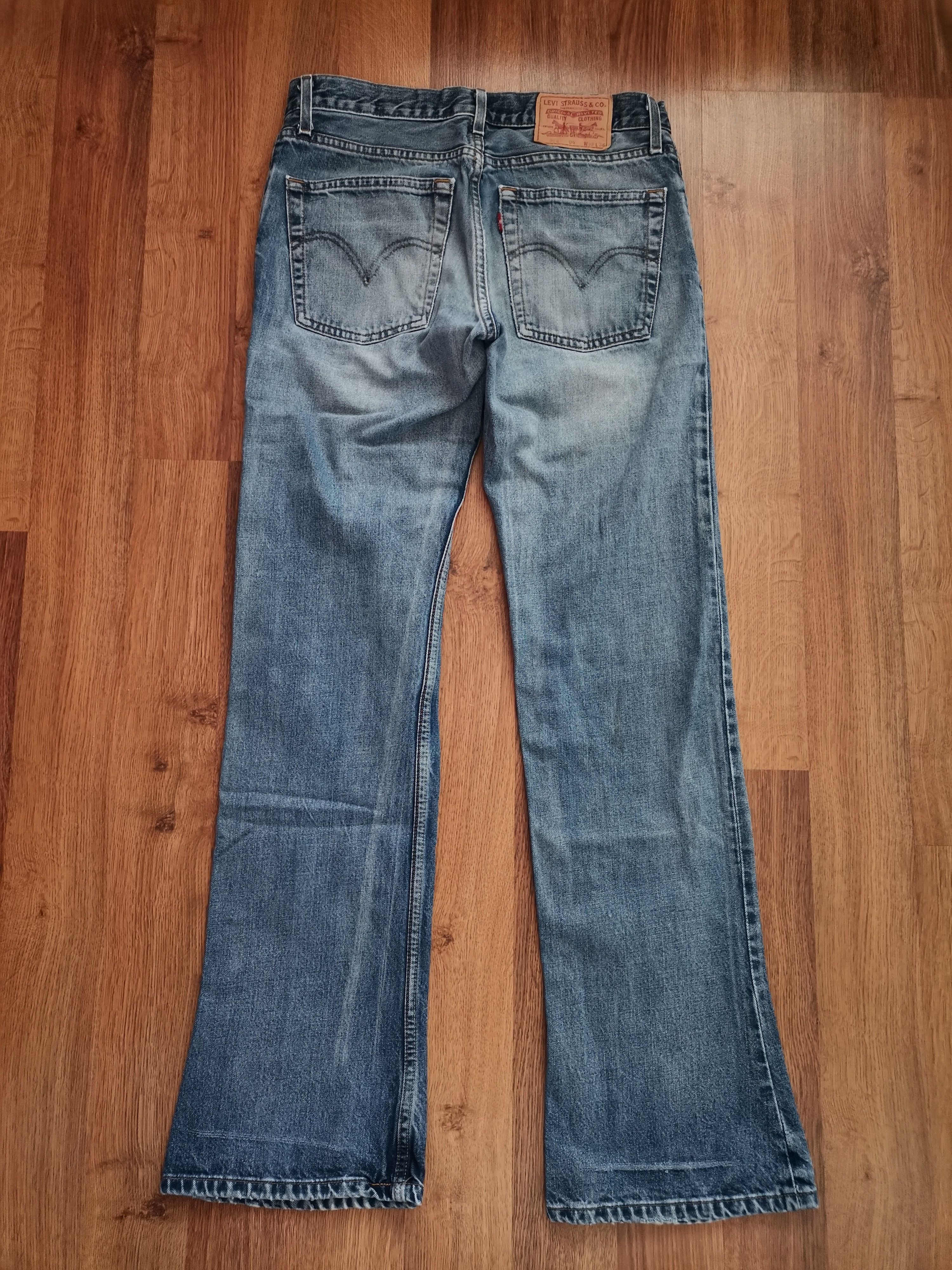 Vintage Levi's 518 Flared Jeans