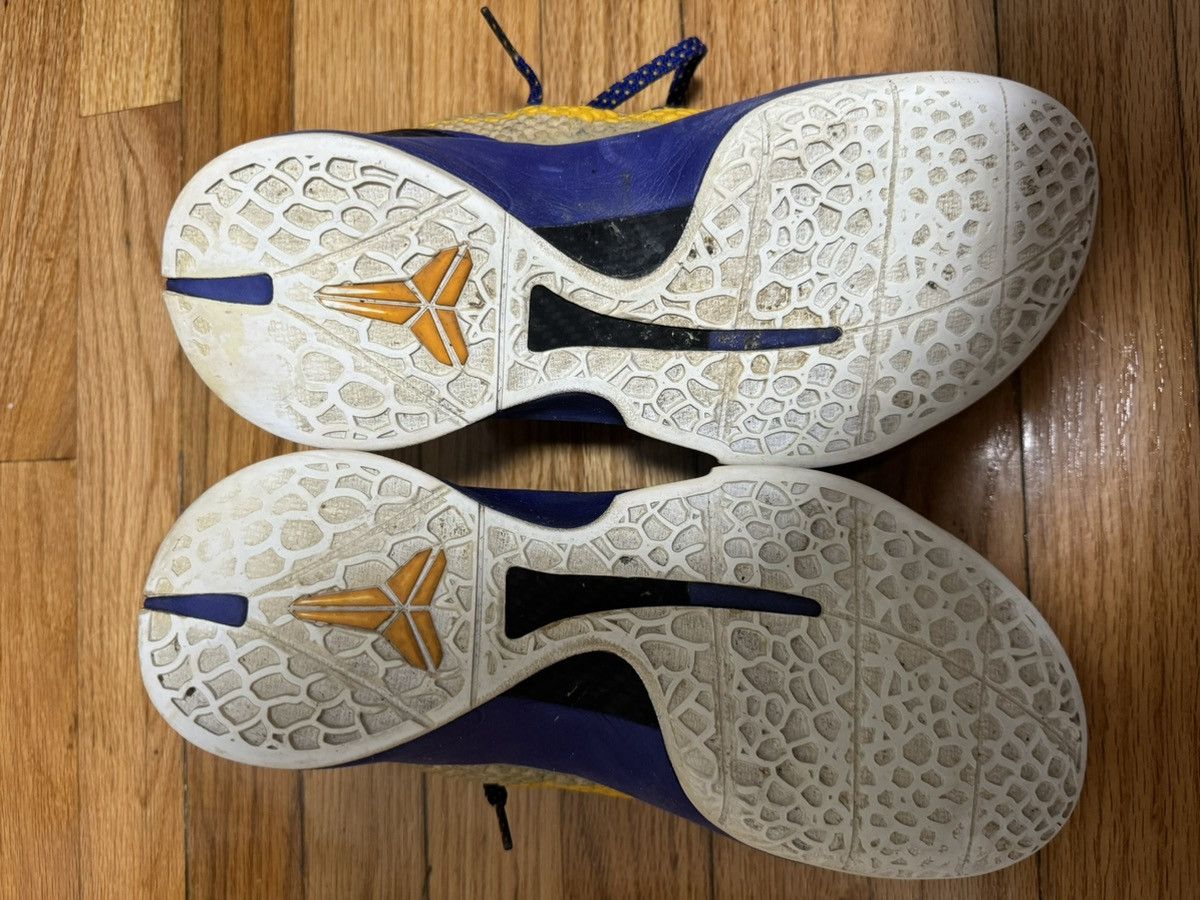 Nike Kobe 6 laker home Size US 9 / EU 42 - 3 Thumbnail