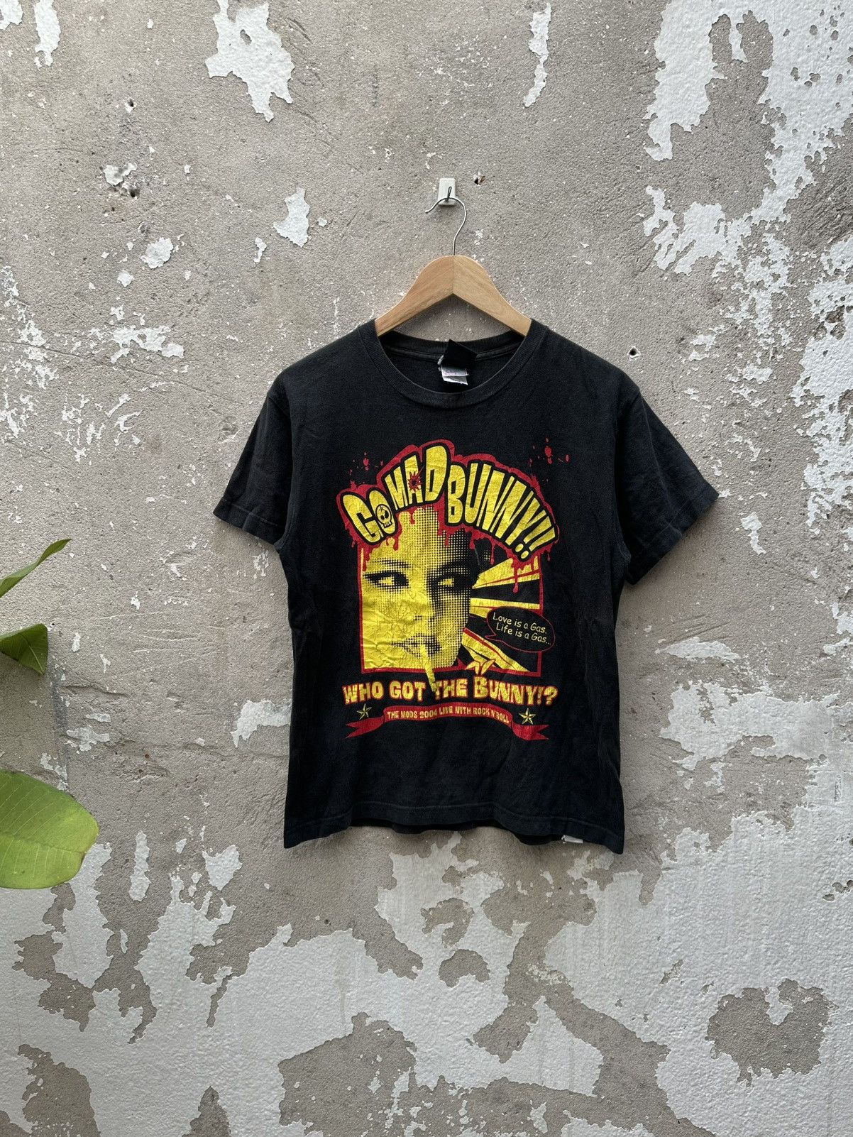 Band Tees Vintage Go Mad Bunny Live Tour Japan Tees Size US S / EU 44-46 / 1 - 1 Thumbnail