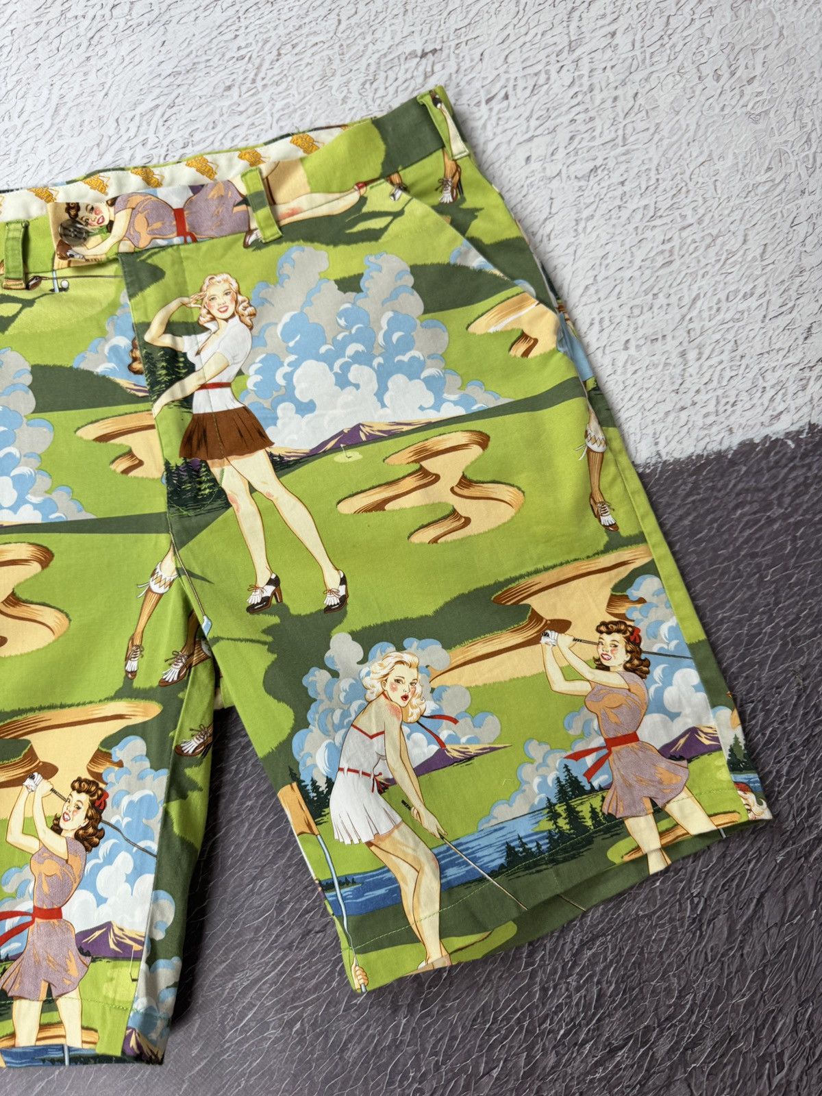 Other Loudmouth Rare Pin Up Girls Graphic Golf Shorts Bermudas Size US 40 / EU 56 - 5 Thumbnail
