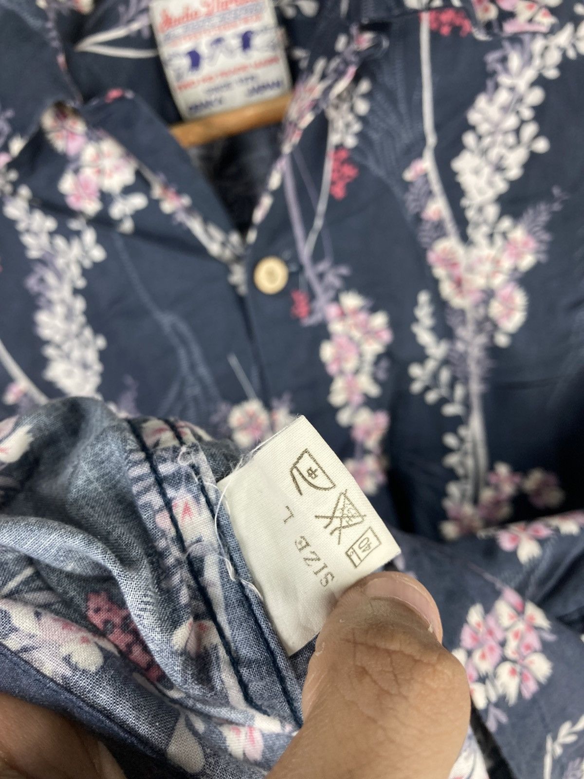 Studio D'Artisan Studio D’Artisan Cherry Blossom Sakura Kasuri Pattern Shirt Size US M / EU 48-50 / 2 - 5 Thumbnail