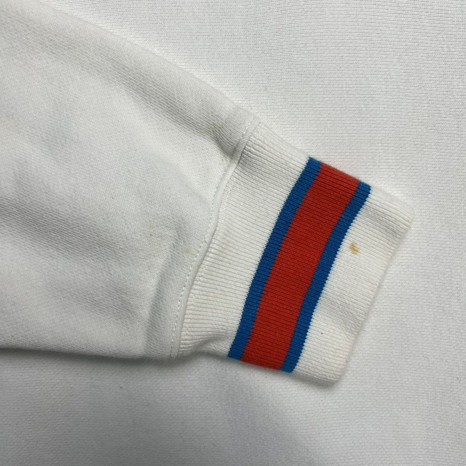 Champion × Vintage Champion Sweatshirt Medium Script Spell Out Pullover V Neck Size US M / EU 48-50 / 2 - 3 Thumbnail