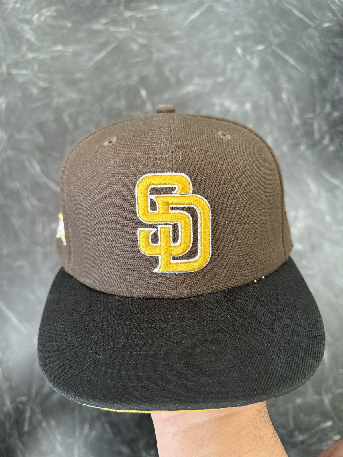 New Era 7 1/2 Topperz san diego padres brown/black YELLOW UV bottom Size ONE SIZE - 3 Thumbnail