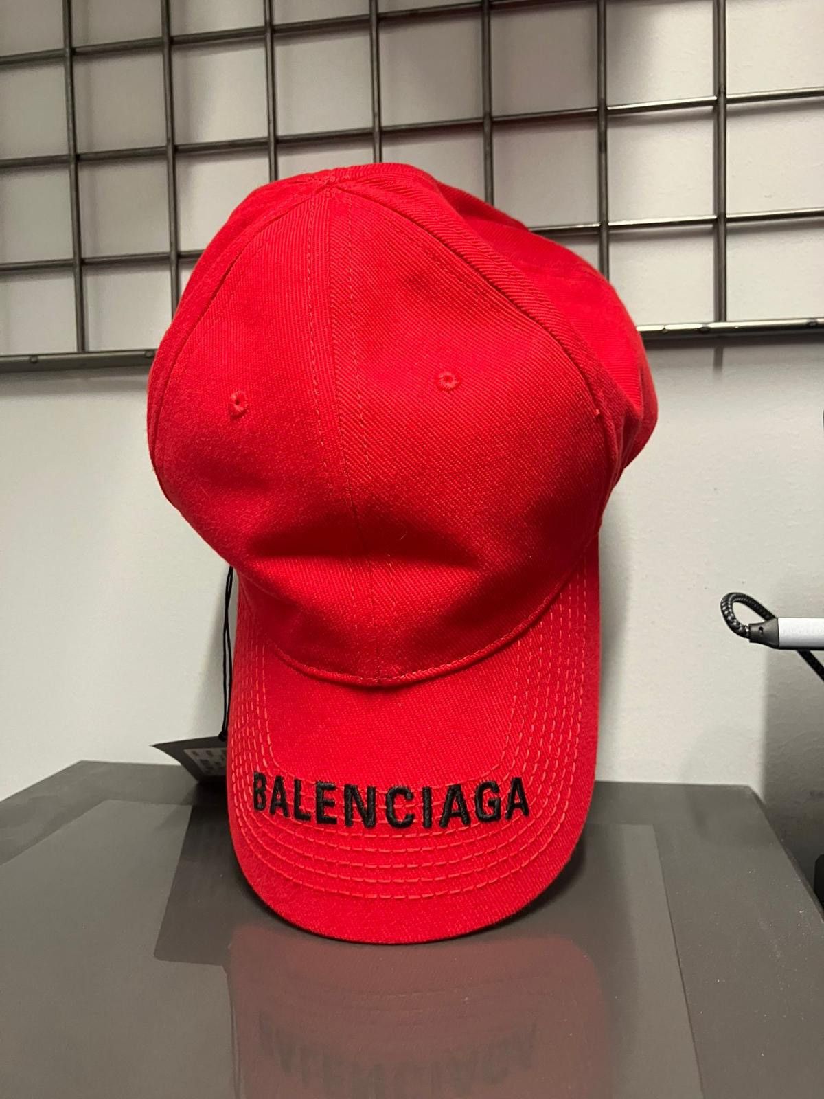 NWT Balenciaga Red Embroidered Logo Baseball Cap Balenciaga Balenciaga Red Front Logo Hat (unisex) | Grailed main image 2