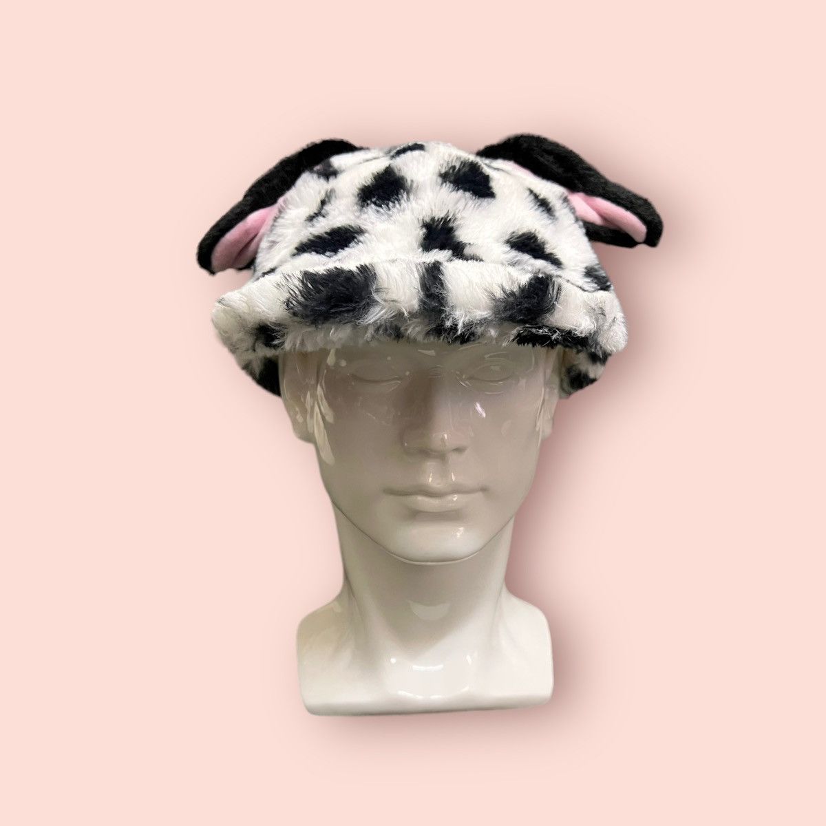 Anime VINTAGE 101 DALMATION X TOKYO DISNEY FLUFFY HAT STRAPBACK Size ONE SIZE - 19 Thumbnail