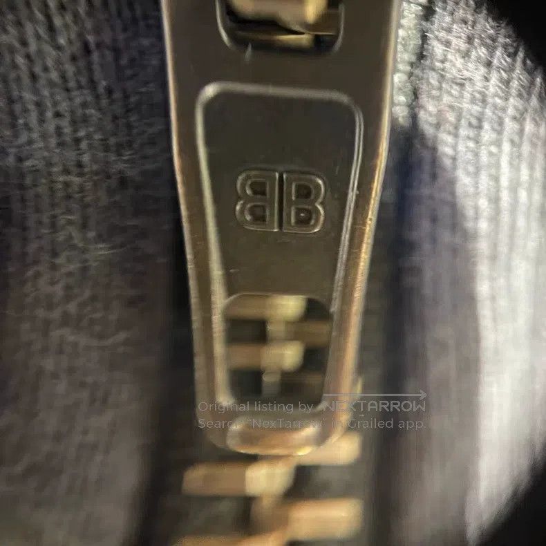 Balenciaga Balenciaga Reversed Letter Zip Hoodie Size US XXS / EU 40 - 5 Thumbnail
