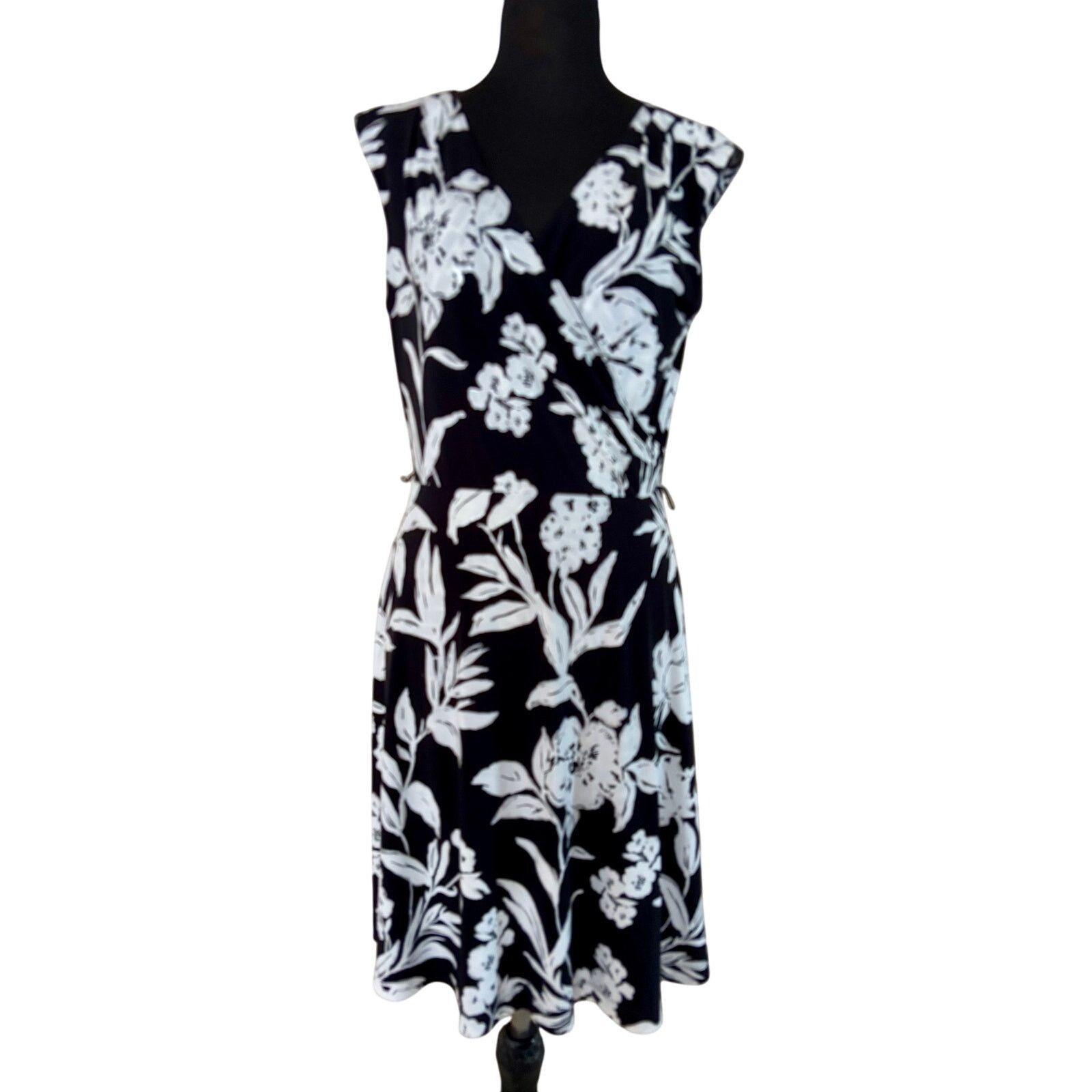 White House Black Market WHBM White House Black Market Faux Wrap Reversable Dress Size L / US 10 / IT 46 - 1 Thumbnail