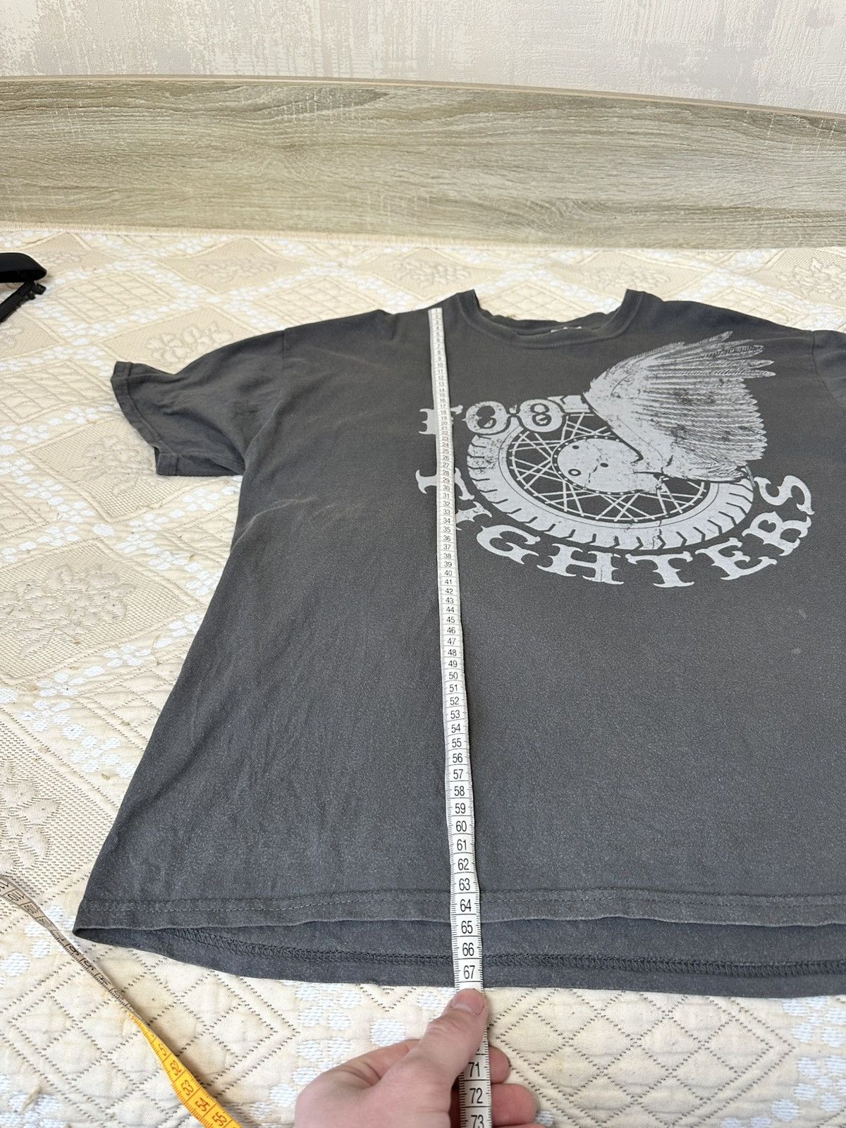 Band Tees 🔥 Foo Fighters 2010 Vintage Rock Band T Shirt Streetwear Size US XL / EU 56 / 4 - 9 Thumbnail
