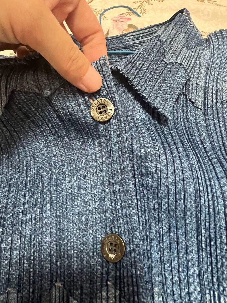 Issey Miyake Issey Miyake size:4 Blue pleated cardigan Size S / US 4 / IT 40 - 5 Thumbnail