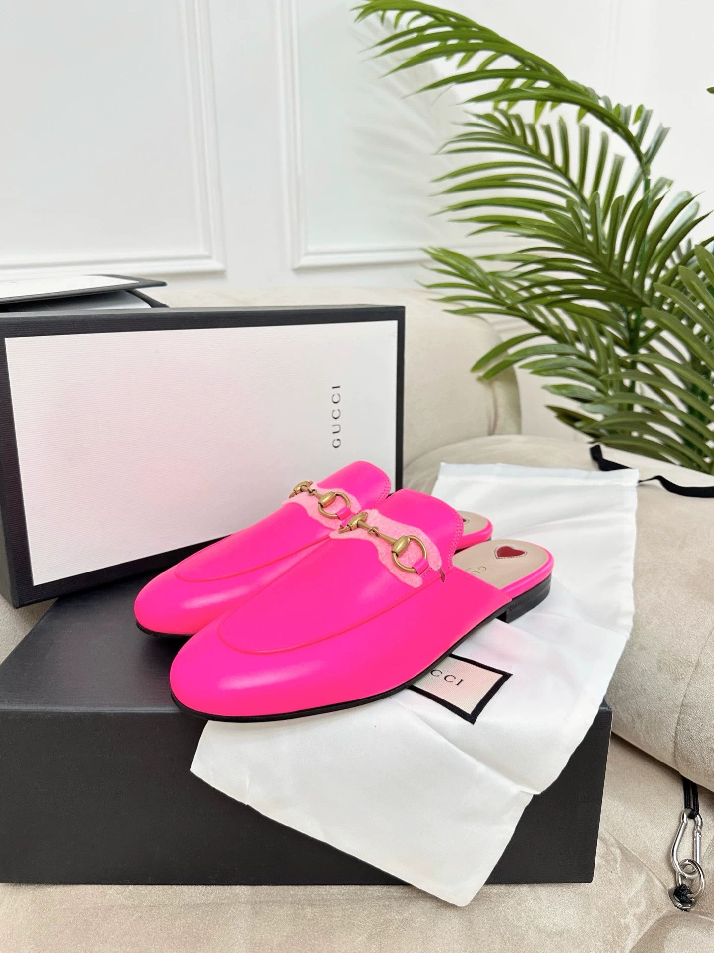 Gucci GUCCI Horsebit Mule Women's Fluorescent Pink Size US 6 / IT 36 - 1 Thumbnail