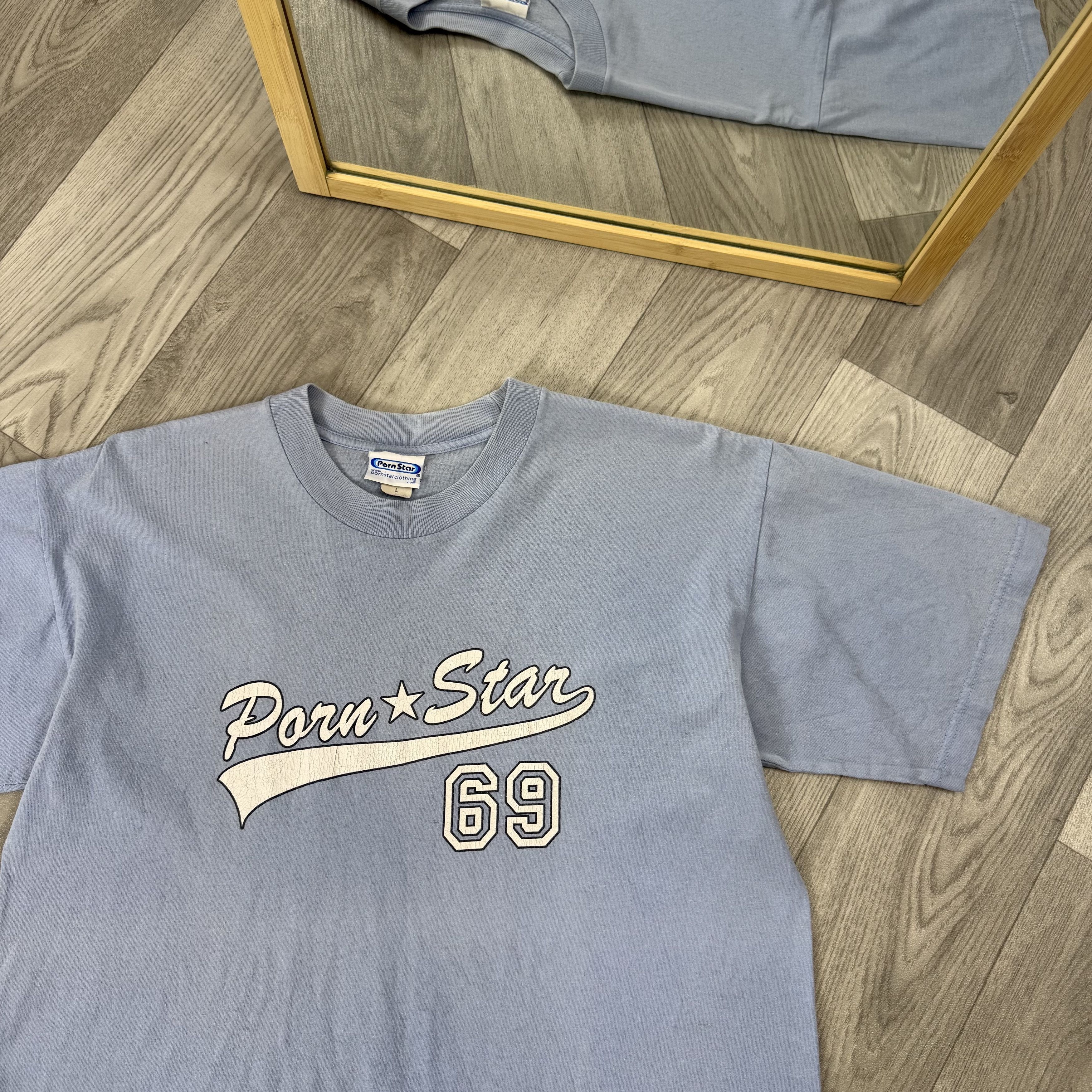 Hook-Ups Vintage Porn Star 69 Rare Graphic Blue Pornstar Tee Shirt Size US L / EU 52-54 / 3 - 3 Thumbnail