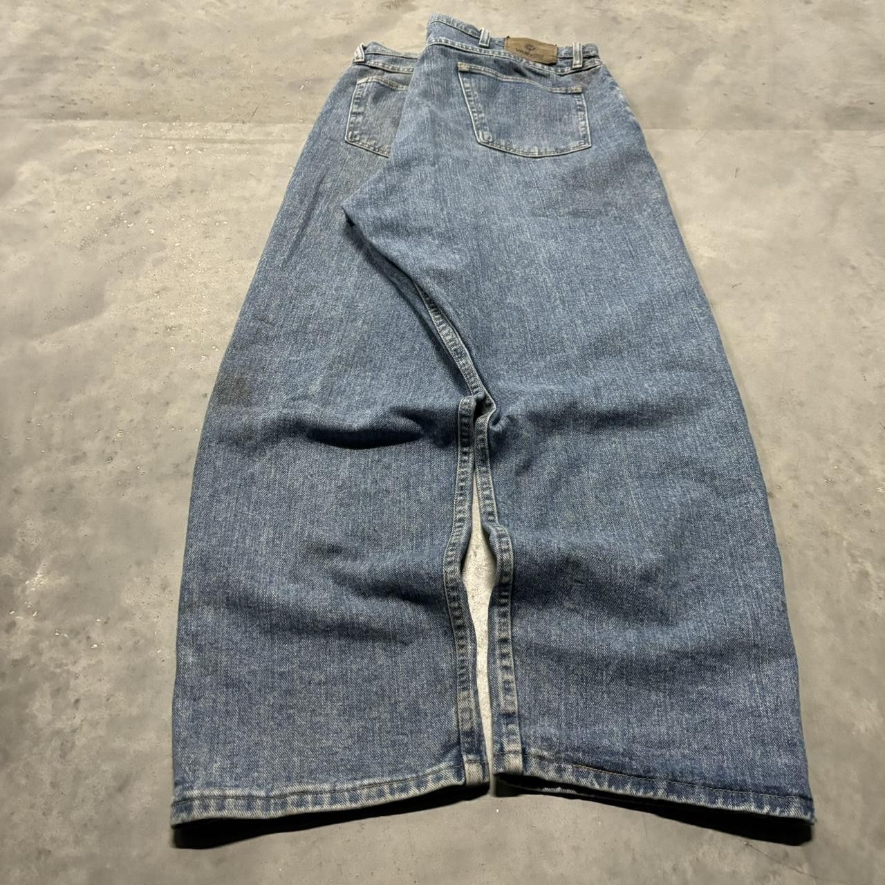 Japanese Brand × Vintage Crazy Vintage Y2K/2000s Baggy Medium wash Skater Denim Jeans! Size US 40 / EU 56 - 4 Thumbnail