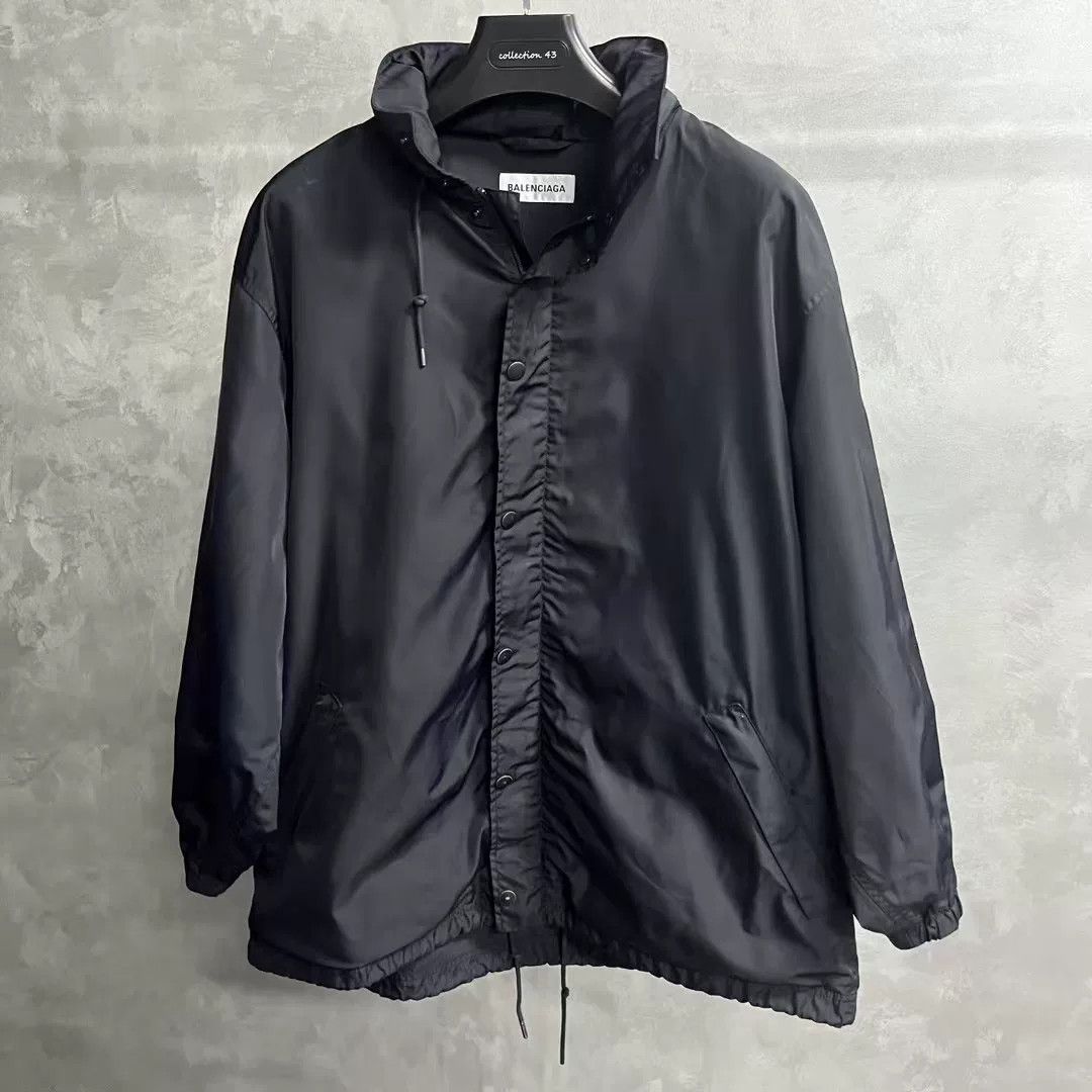 Balenciaga Balenciaga Black Logo Hooded Jacket Size US S / EU 44-46 / 1 - 1 Thumbnail