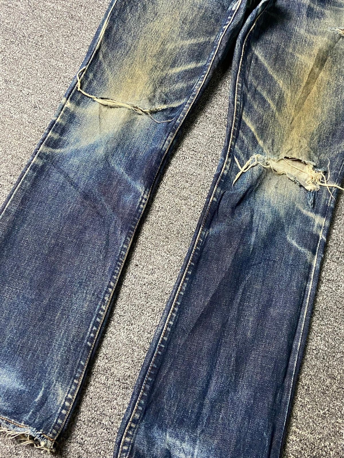 Levi's Levis Strauss Co. Distressed Ripped Jeans (154) Size US 28 / EU 44 - 10 Thumbnail