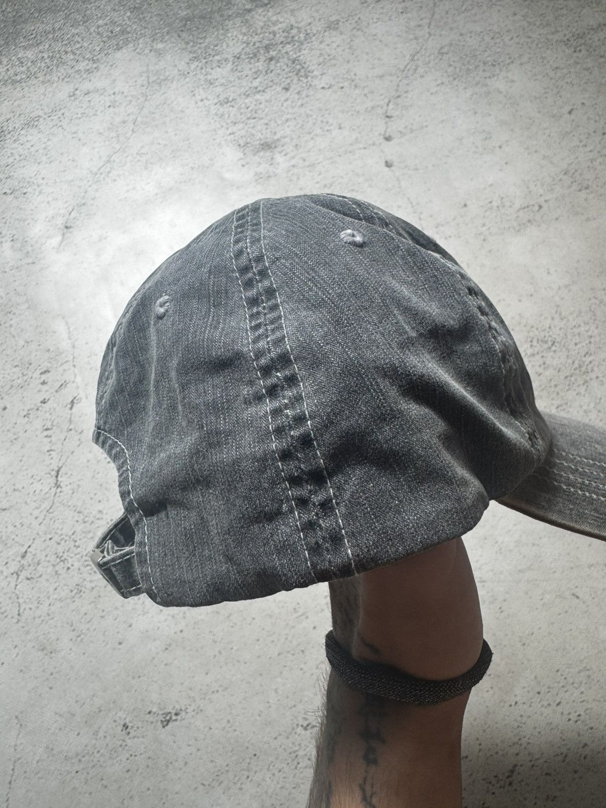 Von Dutch vintage destroyed cap von dutch eric bostron limited edition Size ONE SIZE - 4 Thumbnail