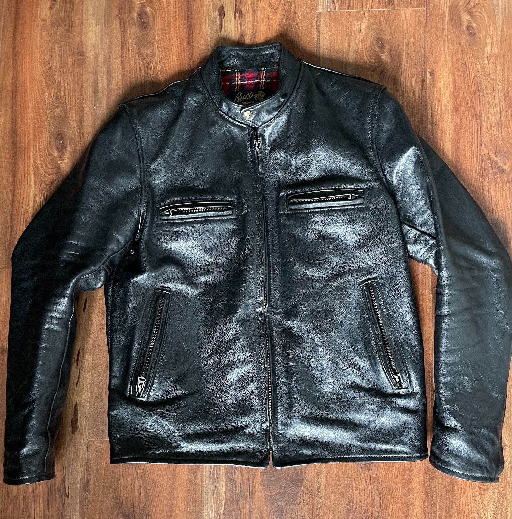 aero leather board racer