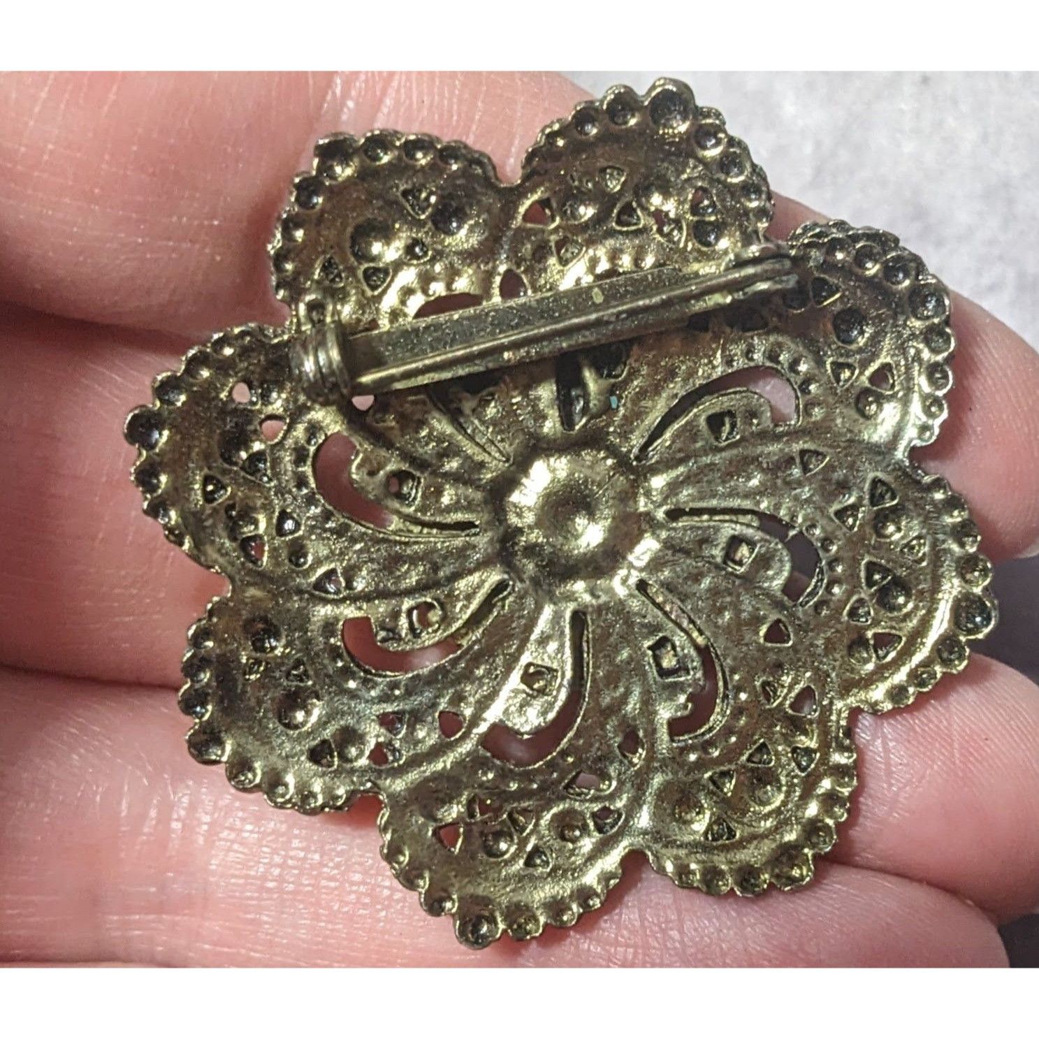 Other Vintage Floral Gold Tone Rhinestone Faux Pearl Brooch Size ONE SIZE - 6 Thumbnail