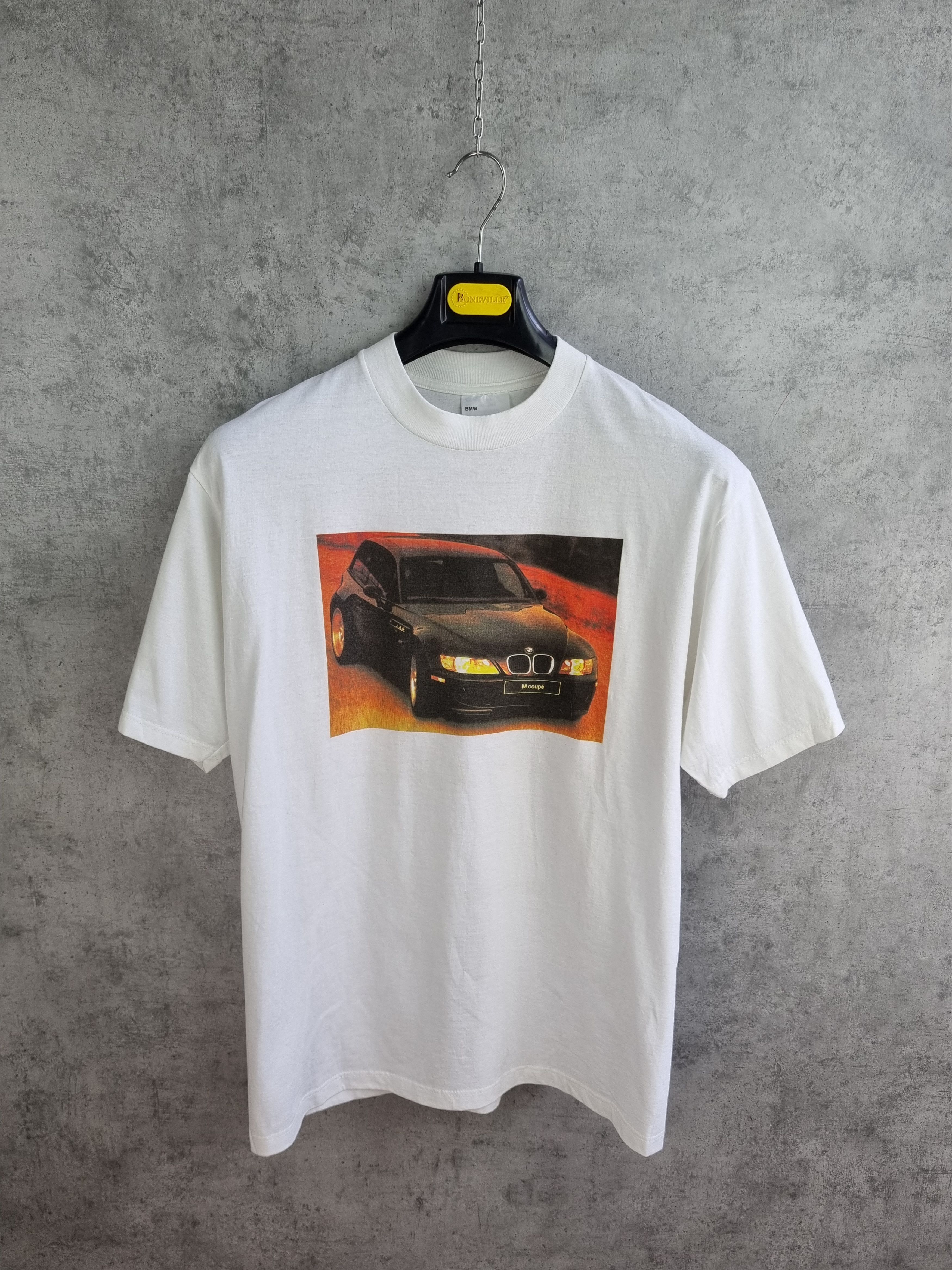 Vintage Vintage BMW Made in Scotland Tee Shirt Size US L / EU 52-54 / 3 - 6 Thumbnail