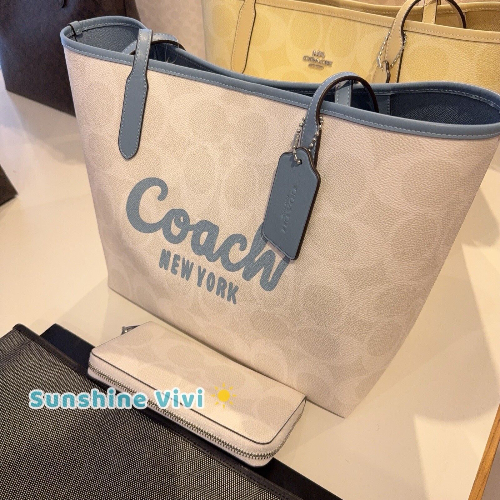 Coach NWT COACH City Tote Bag Coach Graphic CY705 Chalk/Bluebell Size ONE SIZE - 1 Thumbnail