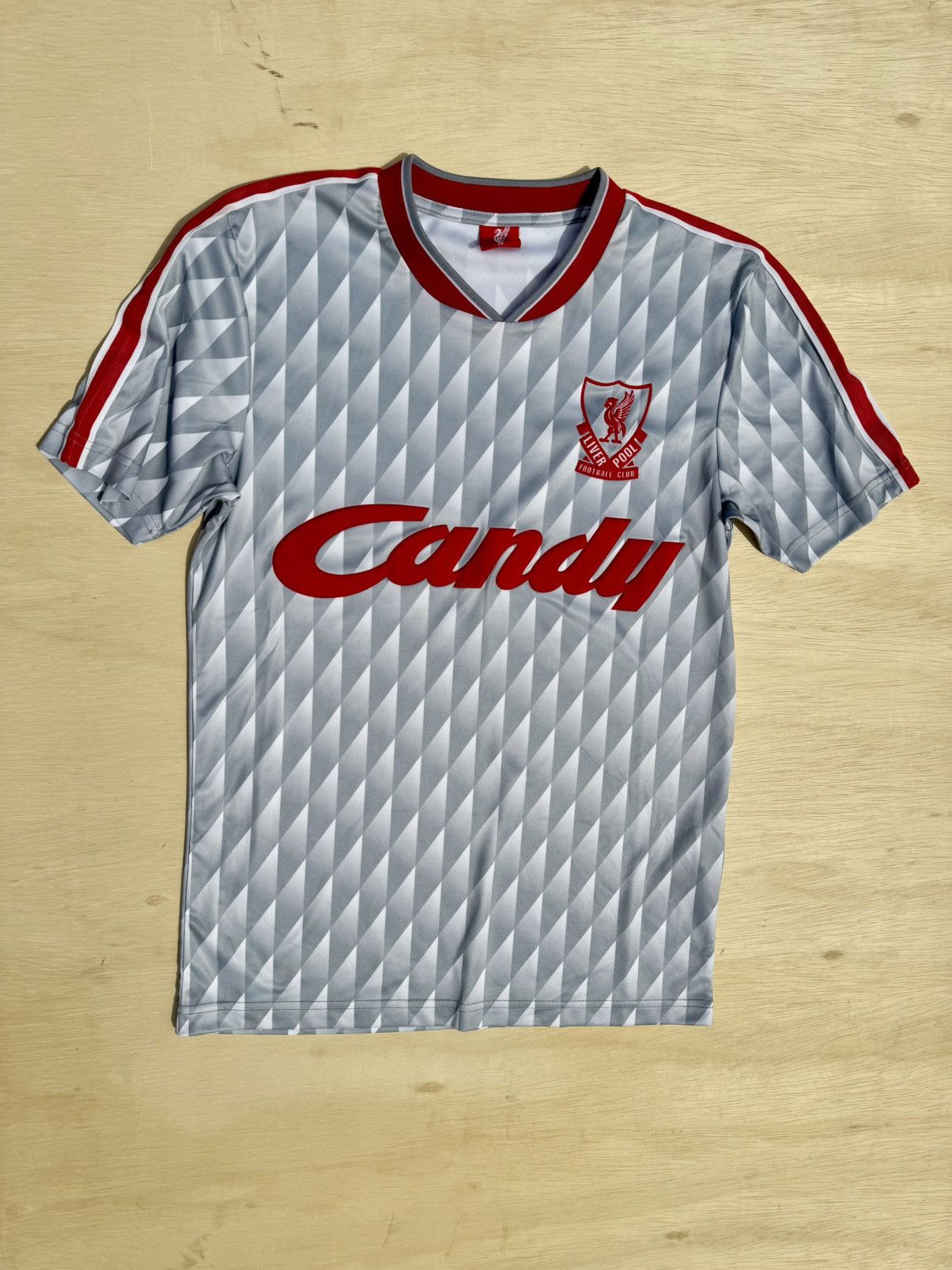 Vintage 1991 Candy FC Liverpool Retro Silver Soccer Jersey Size US S / EU 44-46 / 1 - 1 Thumbnail
