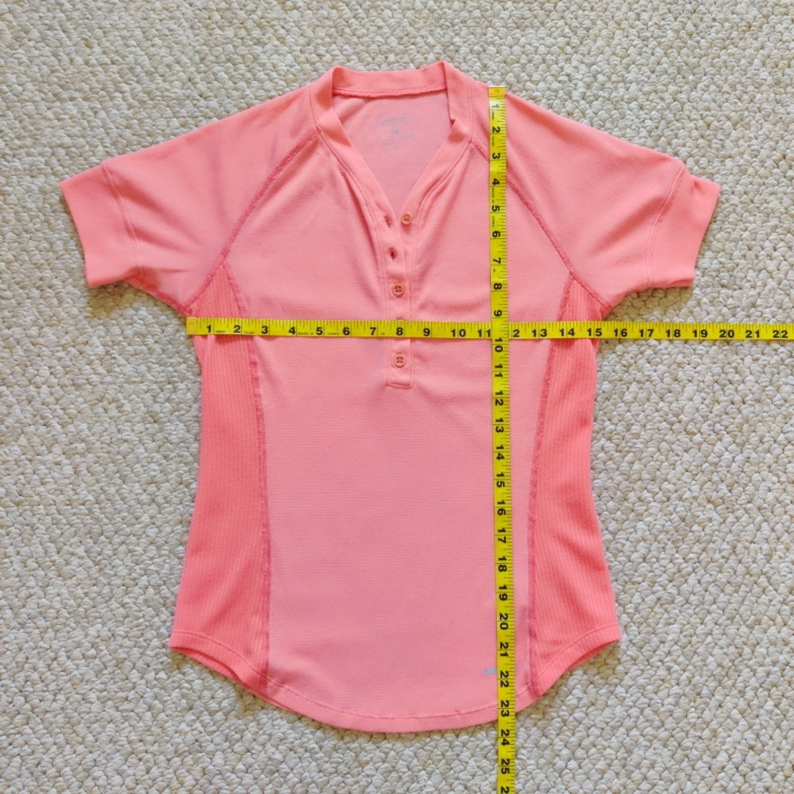 Patagonia Pair of Patagonia coral short sleeve tees sz XS Size XS / US 0-2 / IT 36-38 - 6 Thumbnail
