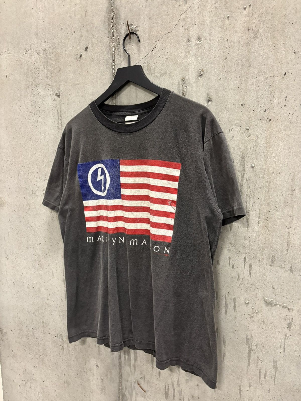Band Tees Vintage Marilyn Manson Shirt Thrashed Faded Grunge Band Size US L / EU 52-54 / 3 - 2 Thumbnail