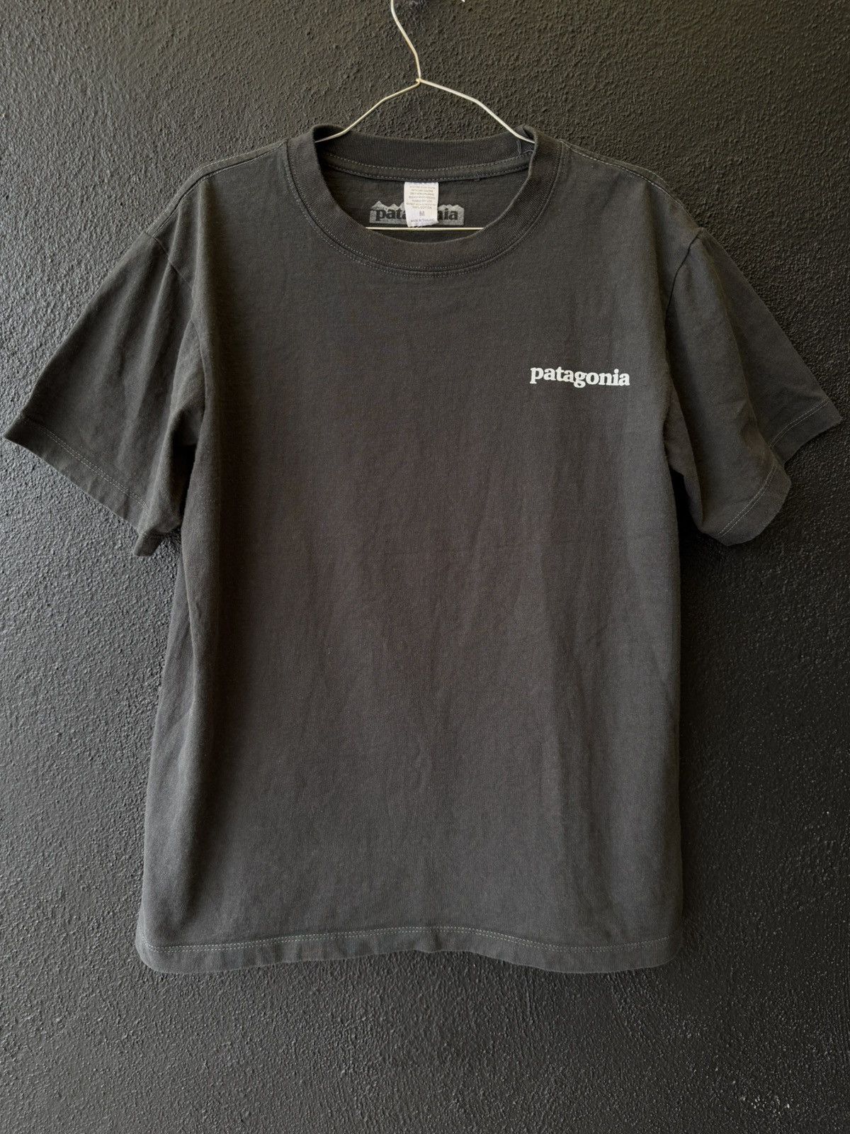 Patagonia Patagonia P-6 Logo Responsibili-Tee T-Shirt Dark Grey Size US S / EU 44-46 / 1 - 2 Thumbnail