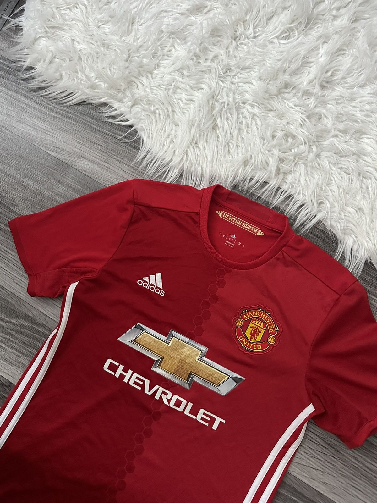 Adidas Adidas Manchester United 2016-2017 Home Jersey vintage bloke Size US S / EU 44-46 / 1 - 3 Thumbnail
