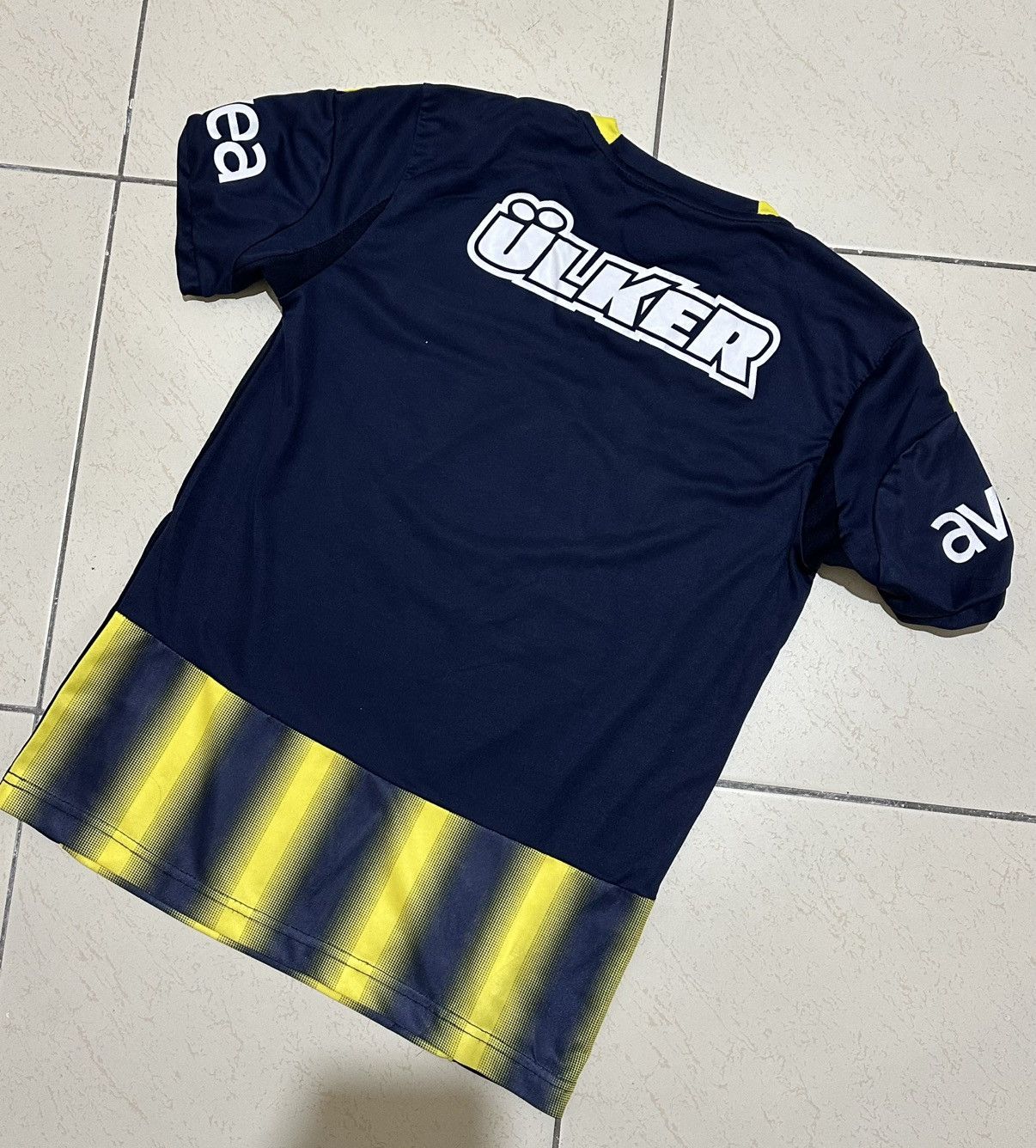Adidas Fenerbahce Adidas jersye (2013-14) Size US S / EU 44-46 / 1 - 2 Thumbnail