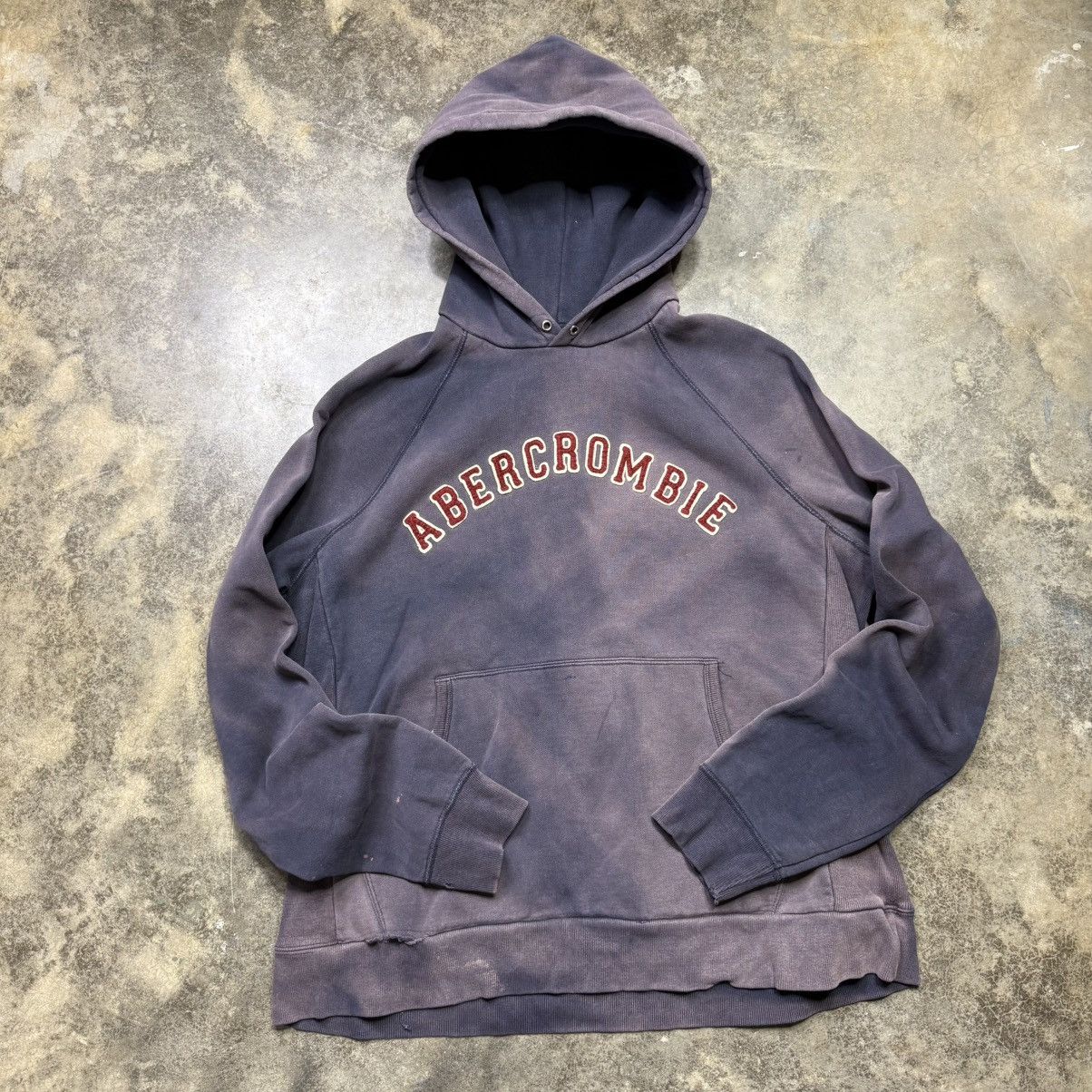Abercrombie & Fitch vintage y2k Abercrombie and fitch faded thrashed swestshirt Size US L / EU 52-54 / 3 - 3 Thumbnail