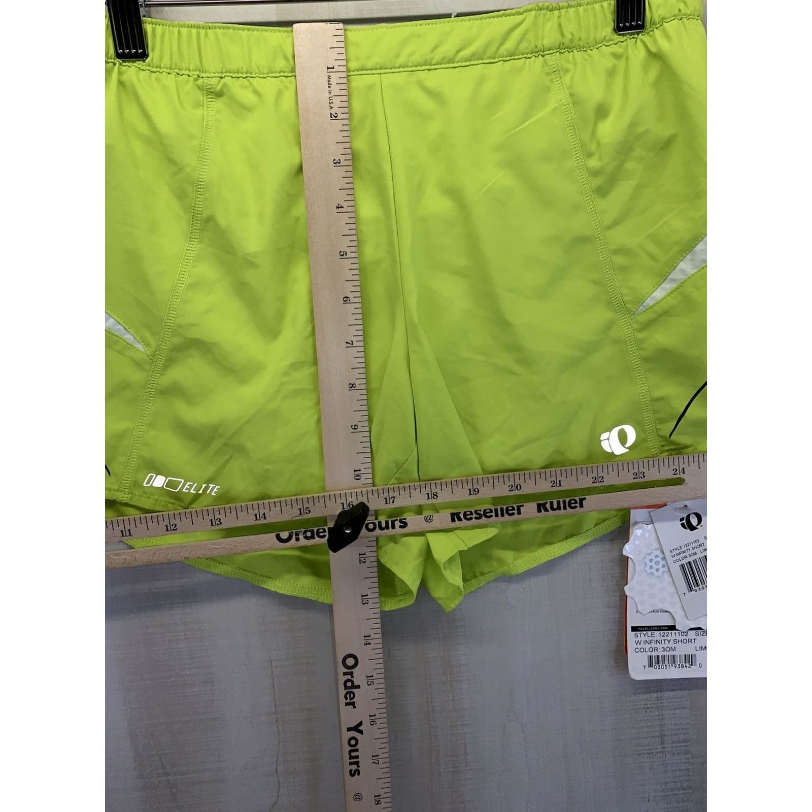 PEARL iZUMi Pearl Izumi Elite Womens Lime Green Infinity Ativewear Short Size S NWT-7613 Size 28" / US 6 / IT 42 - 7 Thumbnail