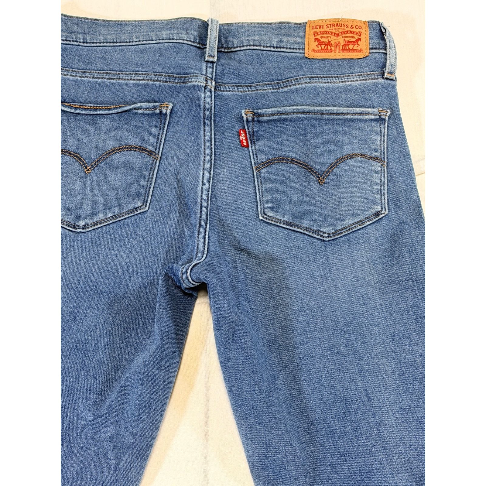 Levi's Levi’s 720 High Rise Super Skinny Jeans Women’s Blue Denim Size 28" / US 6 / IT 42 - 4 Thumbnail
