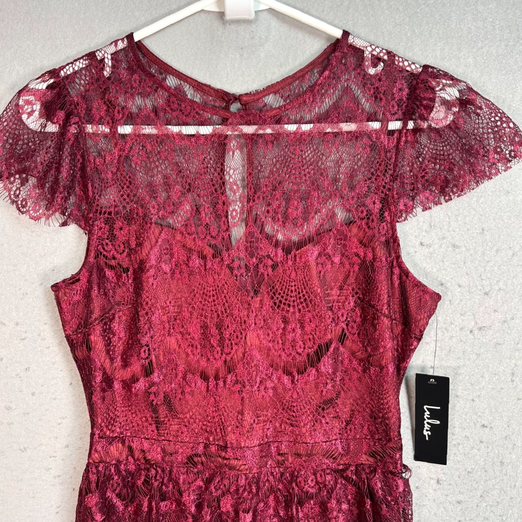 Lulus VINTAGE Lulus Burgundy Lace Maxi Dress XS With Cap Sleeves & Tiered Ruffles Dress Womens XS Burgundy Lace Maxi Cap Sleeves Tiered Ruffles 90s/2000s Size XS / US 0-2 / IT 36-38 - 5 Thumbnail